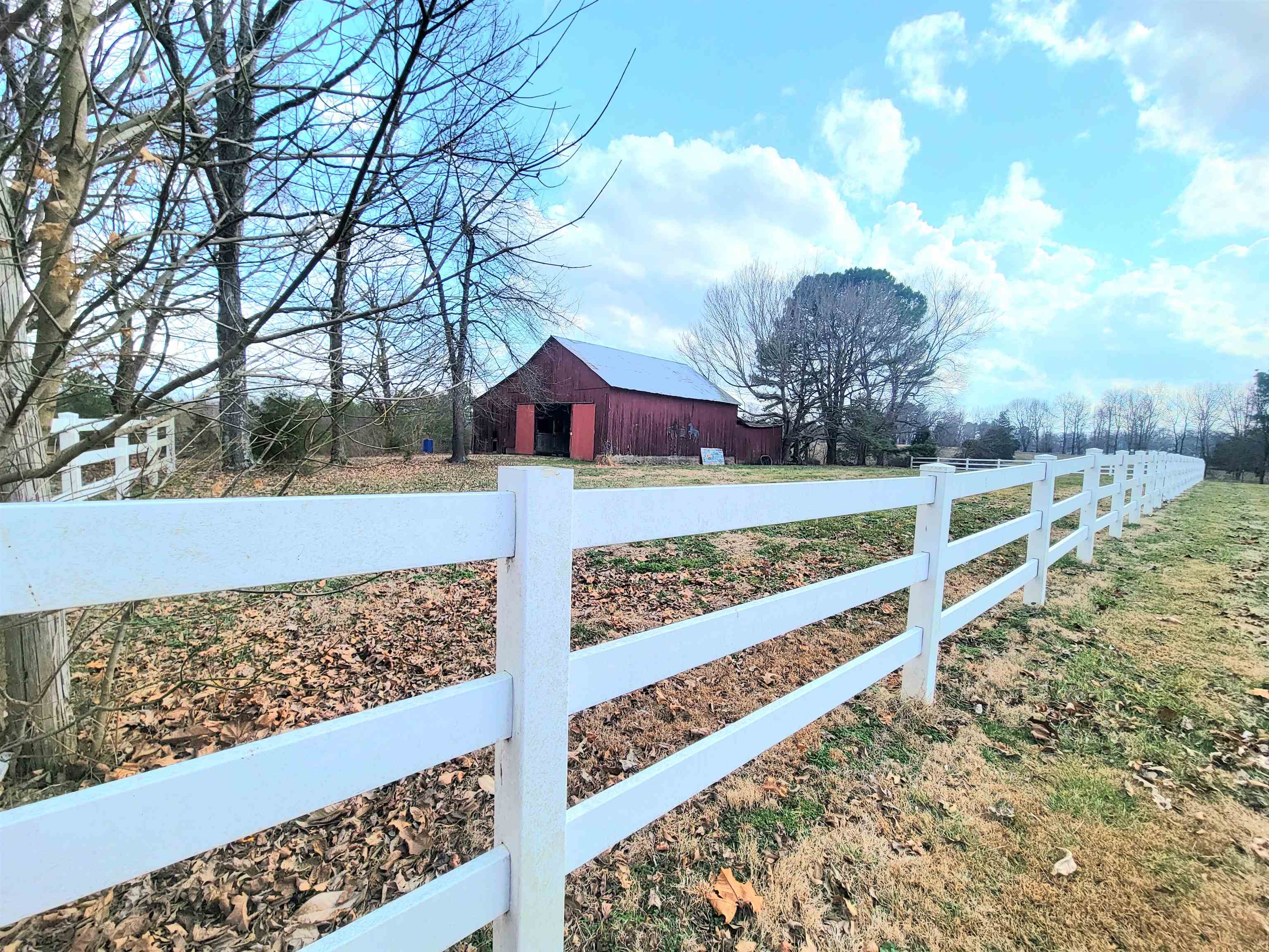 3090 US Hwy 231 N, Hartford, Kentucky 42347, 4 Bedrooms Bedrooms, ,2 BathroomsBathrooms,Single Family Residence,For Sale,US Hwy 231 N,94158