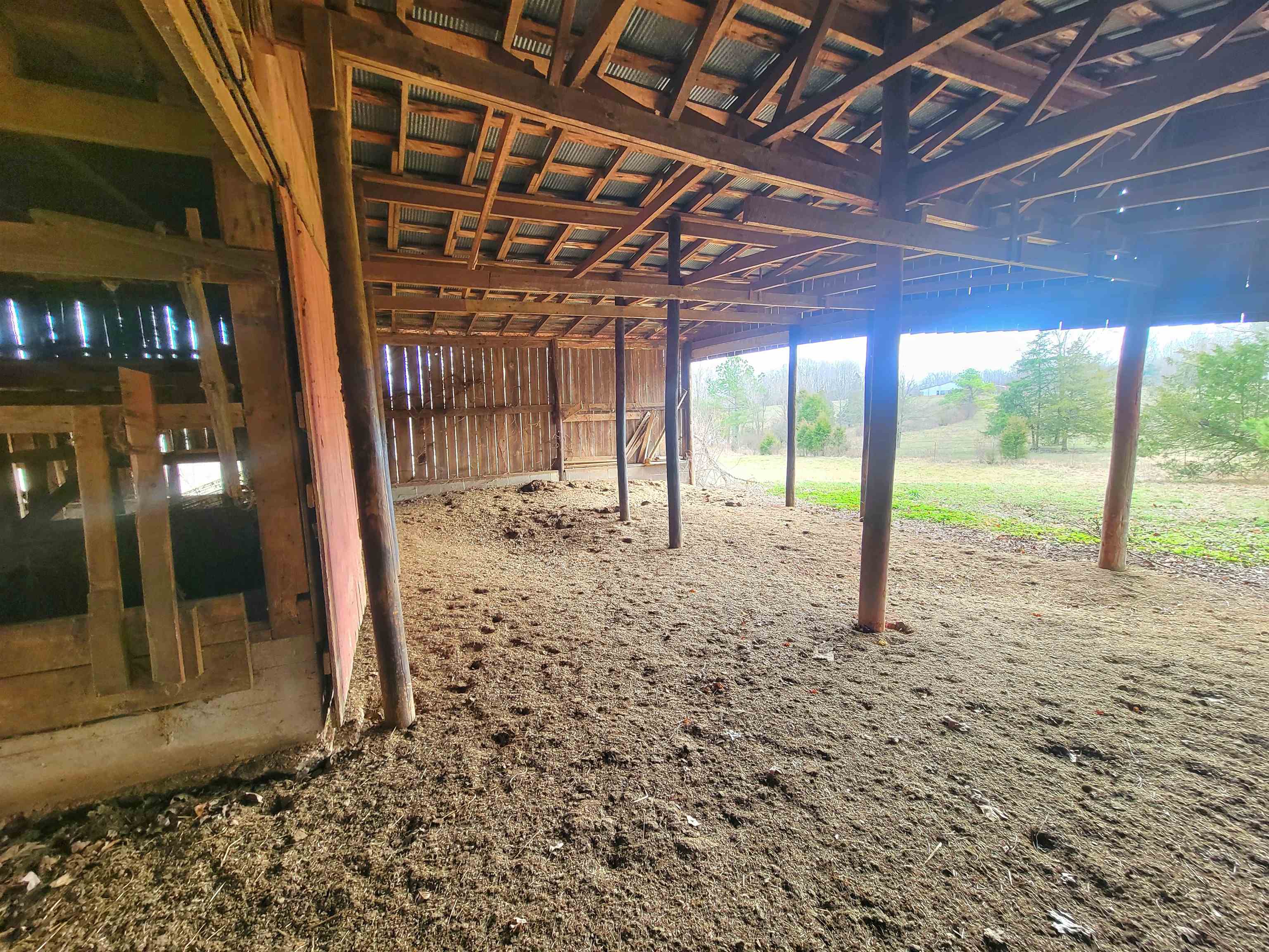 3090 US Hwy 231 N, Hartford, Kentucky 42347, 4 Bedrooms Bedrooms, ,2 BathroomsBathrooms,Single Family Residence,For Sale,US Hwy 231 N,94158