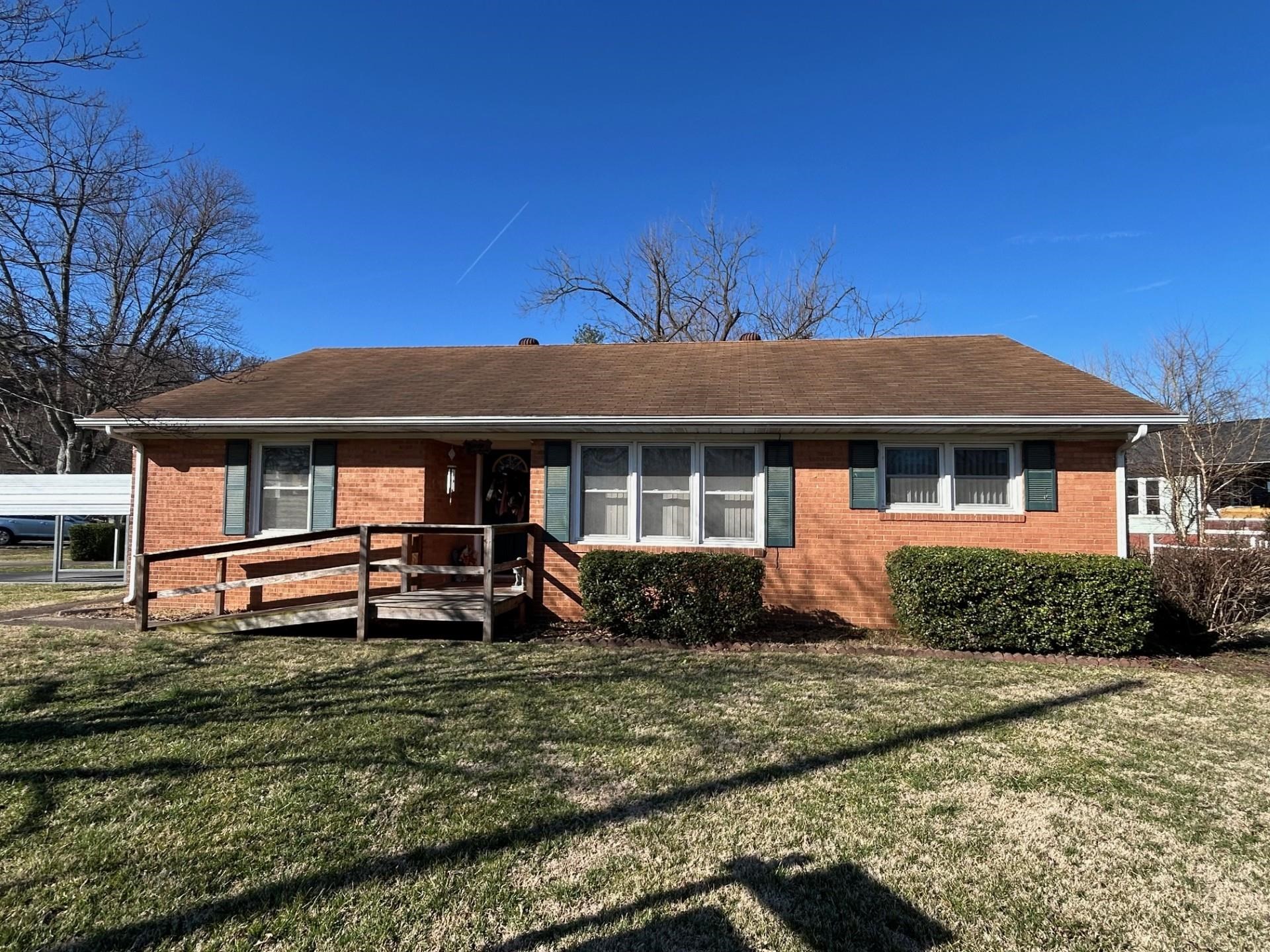 115 Washington St., Hawesville, Kentucky 42348, 3 Bedrooms Bedrooms, ,1 BathroomBathrooms,Single Family Residence,For Sale,Washington St.,94162