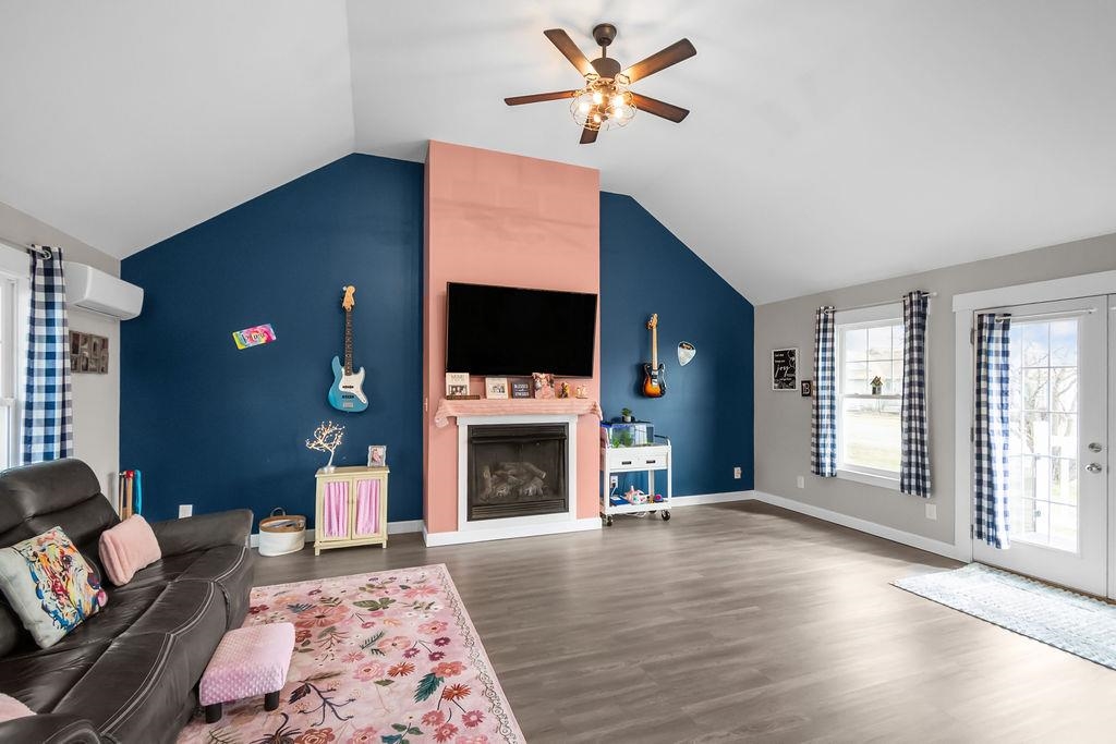 441 State Route 1543, Hartford, Kentucky 42347, 3 Bedrooms Bedrooms, ,3 BathroomsBathrooms,Single Family Residence,For Sale,State Route 1543,94164