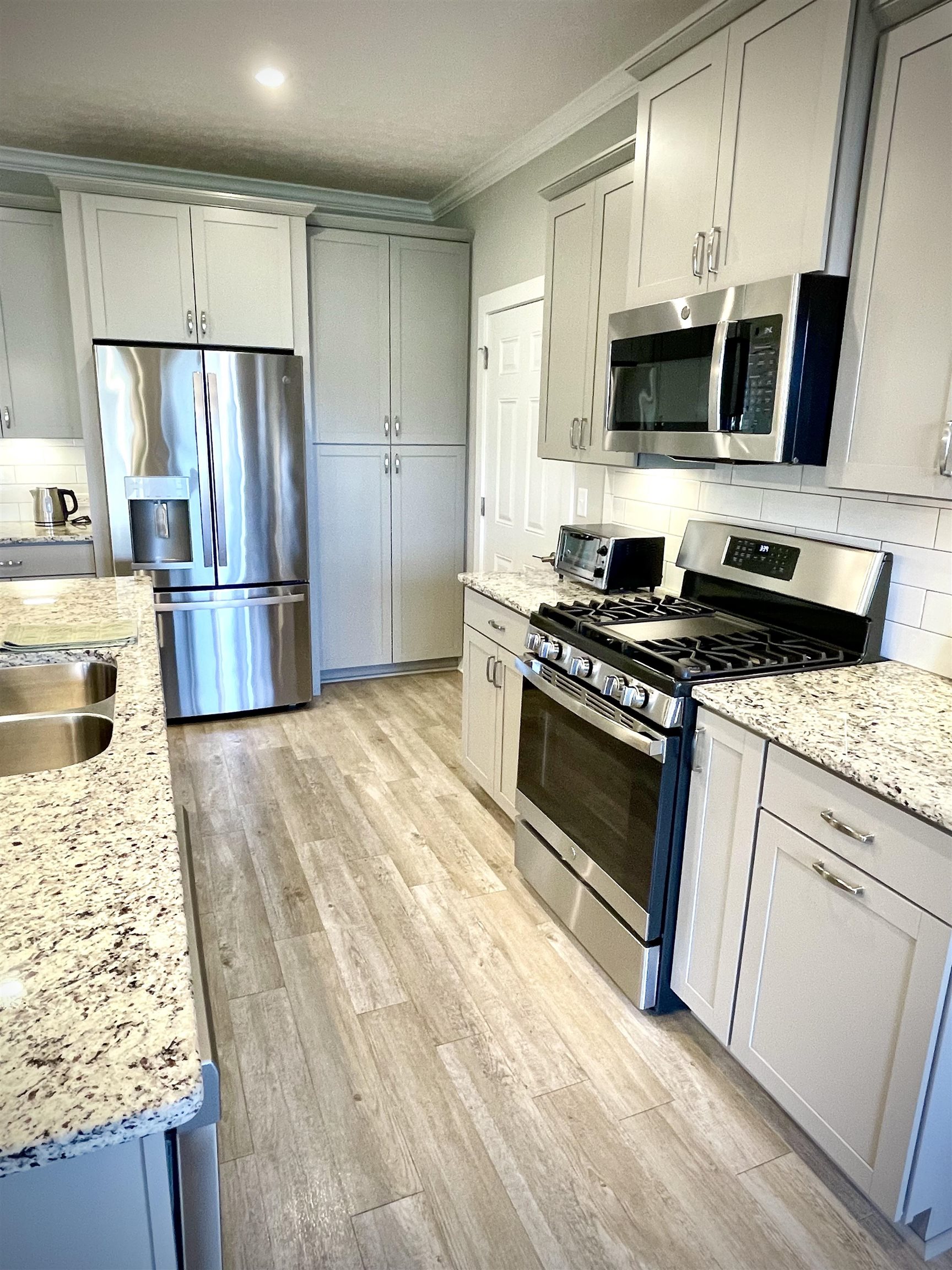 2442 Watson Circle, Owensboro, Kentucky 42301, 2 Bedrooms Bedrooms, ,2 BathroomsBathrooms,Single Family Residence,For Sale,Watson Circle,94166