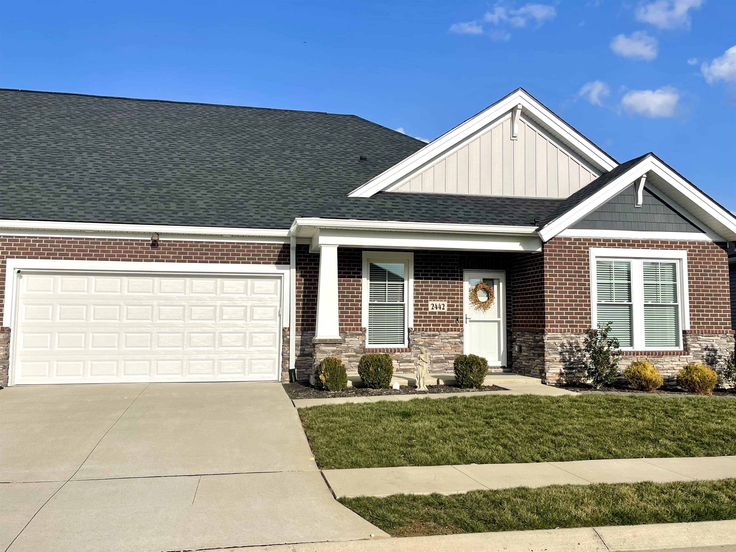 2442 Watson Circle, Owensboro, Kentucky 42301, 2 Bedrooms Bedrooms, ,2 BathroomsBathrooms,Single Family Residence,For Sale,Watson Circle,94166
