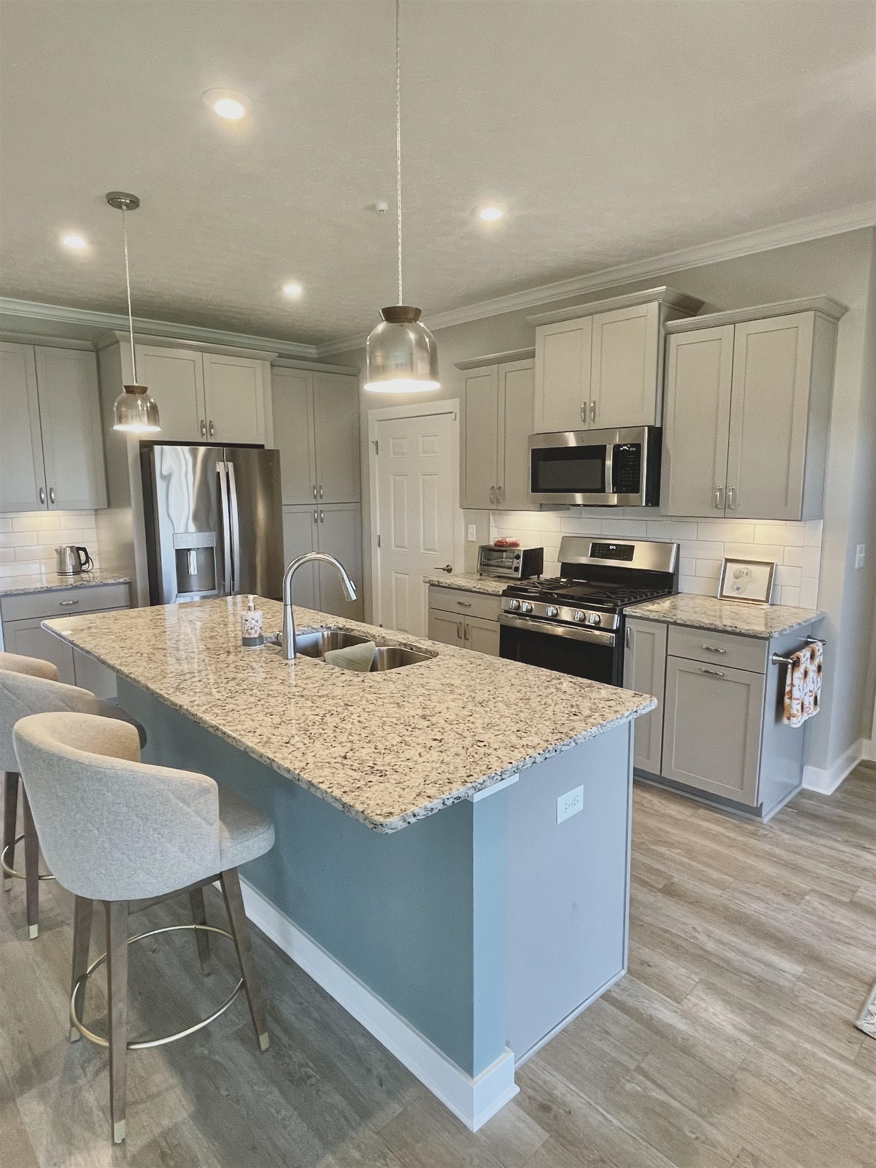 2442 Watson Circle, Owensboro, Kentucky 42301, 2 Bedrooms Bedrooms, ,2 BathroomsBathrooms,Single Family Residence,For Sale,Watson Circle,94166