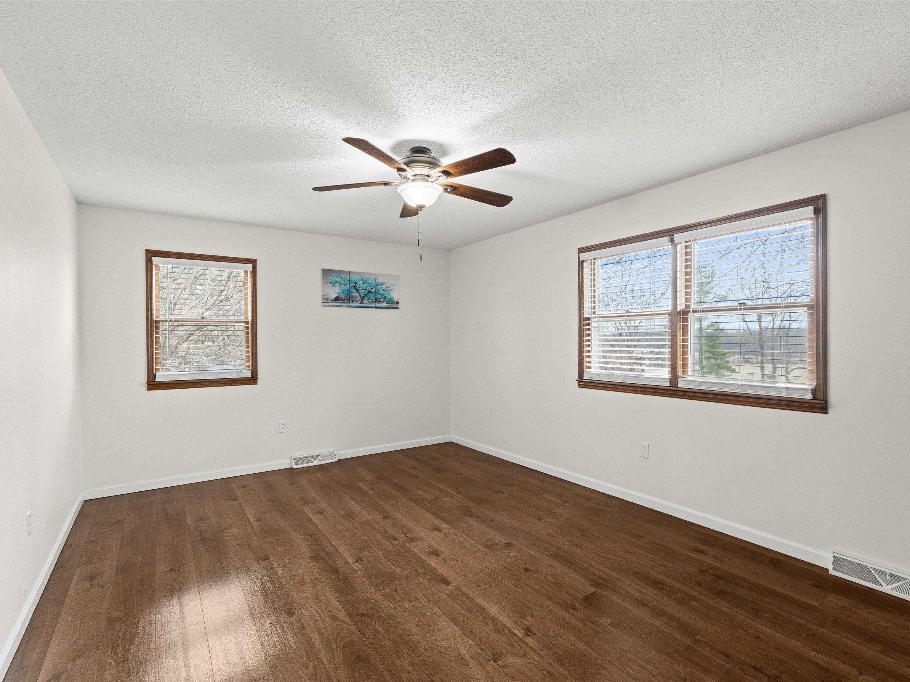 4121 Hayden Rd, Owensboro, Kentucky 42303, 3 Bedrooms Bedrooms, ,2 BathroomsBathrooms,Single Family Residence,For Sale,Hayden Rd,94181