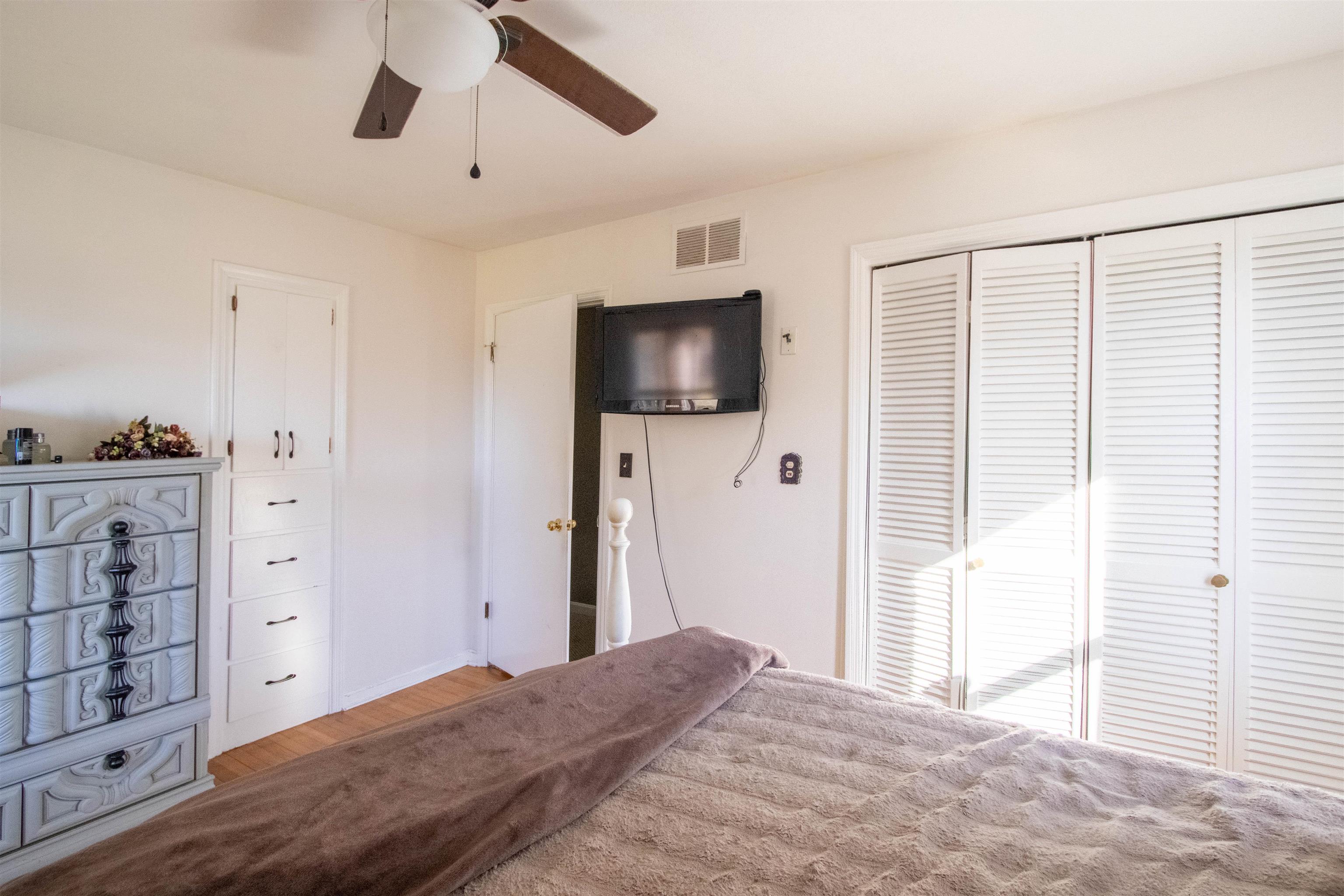 3765 Locust Hill Dr E, Owensboro, Kentucky 42303, 3 Bedrooms Bedrooms, ,2 BathroomsBathrooms,Single Family Residence,For Sale,Locust Hill Dr E,94182