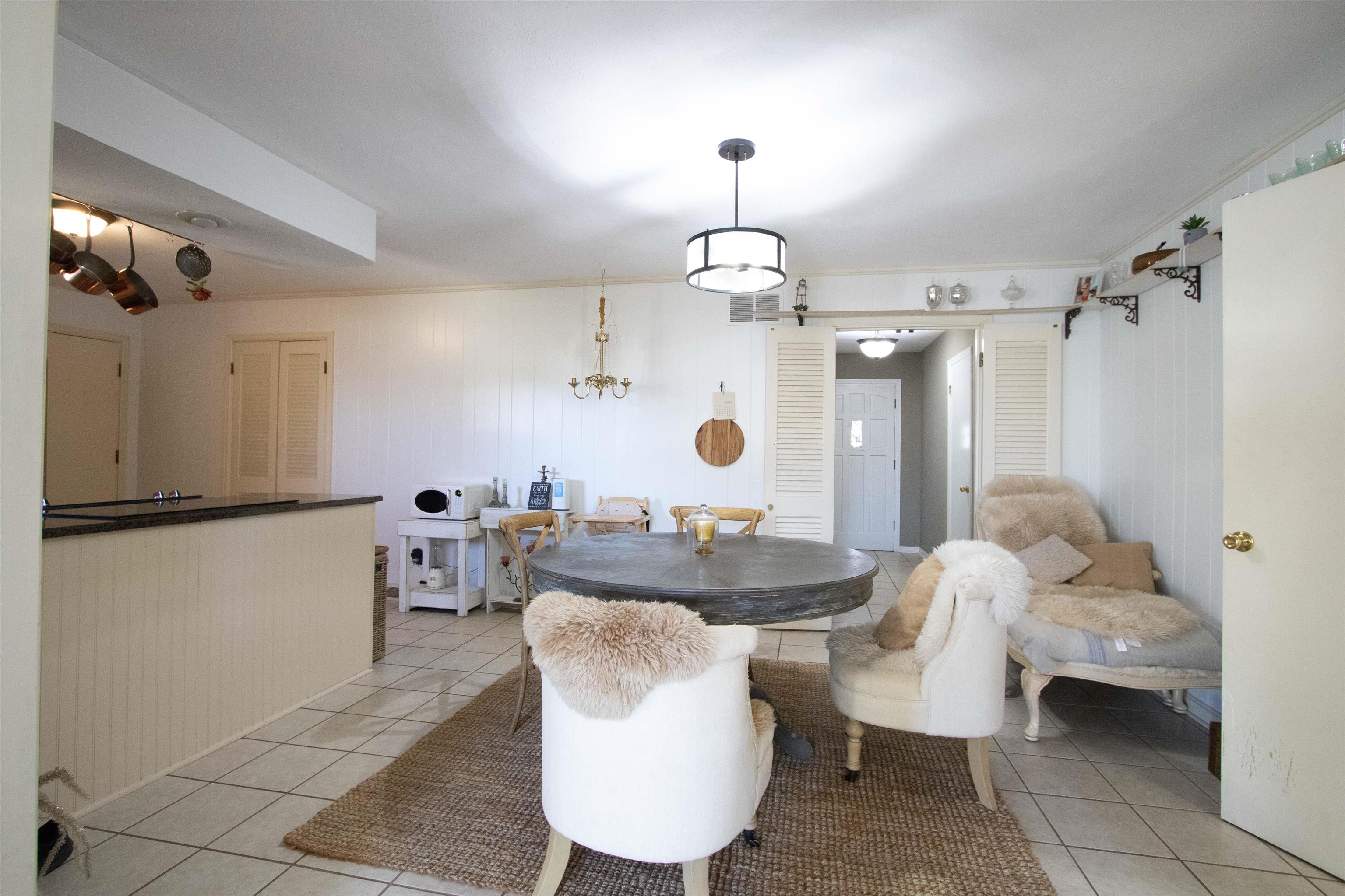 3765 Locust Hill Dr E, Owensboro, Kentucky 42303, 3 Bedrooms Bedrooms, ,2 BathroomsBathrooms,Single Family Residence,For Sale,Locust Hill Dr E,94182