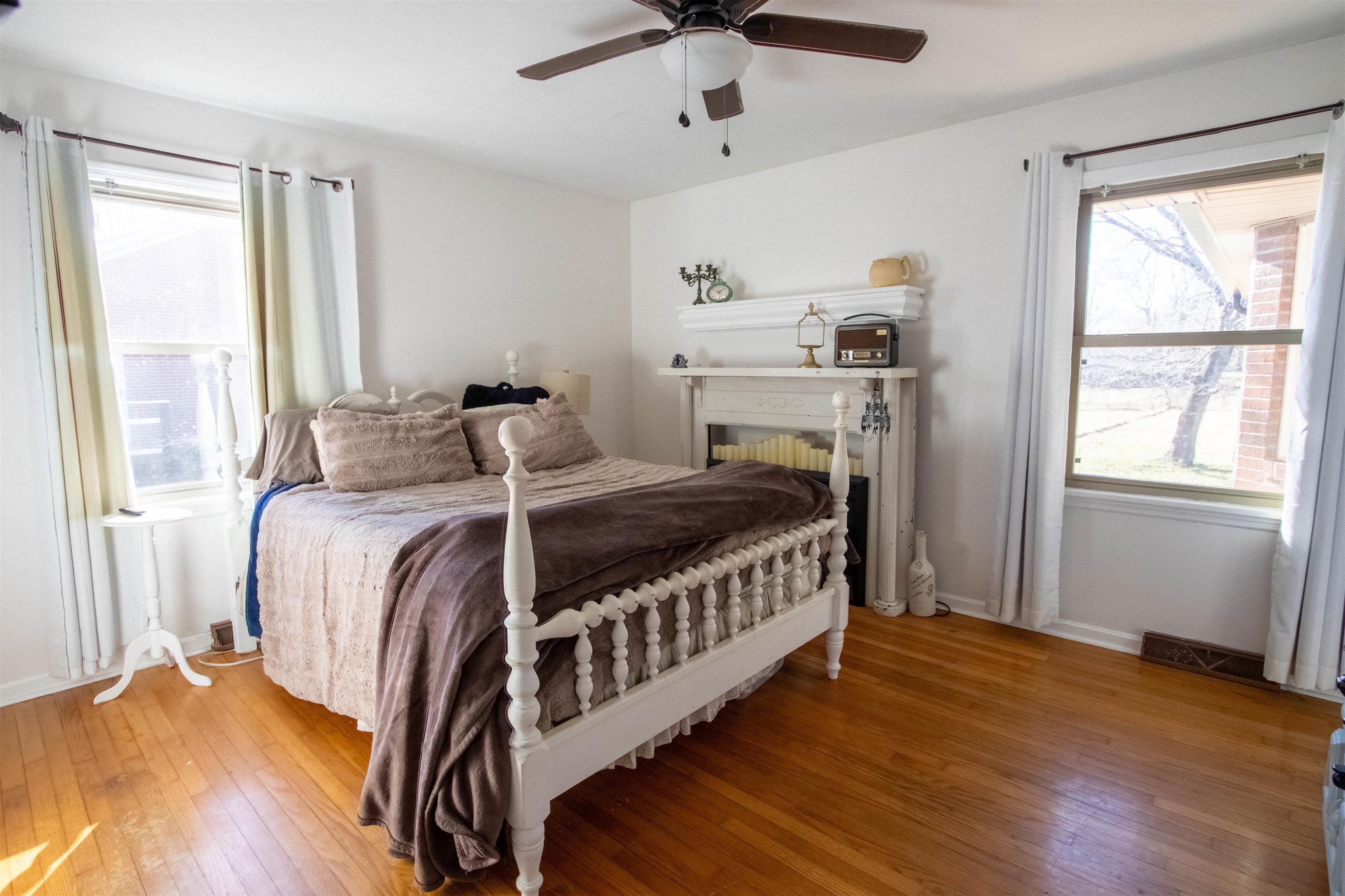 3765 Locust Hill Dr E, Owensboro, Kentucky 42303, 3 Bedrooms Bedrooms, ,2 BathroomsBathrooms,Single Family Residence,For Sale,Locust Hill Dr E,94182