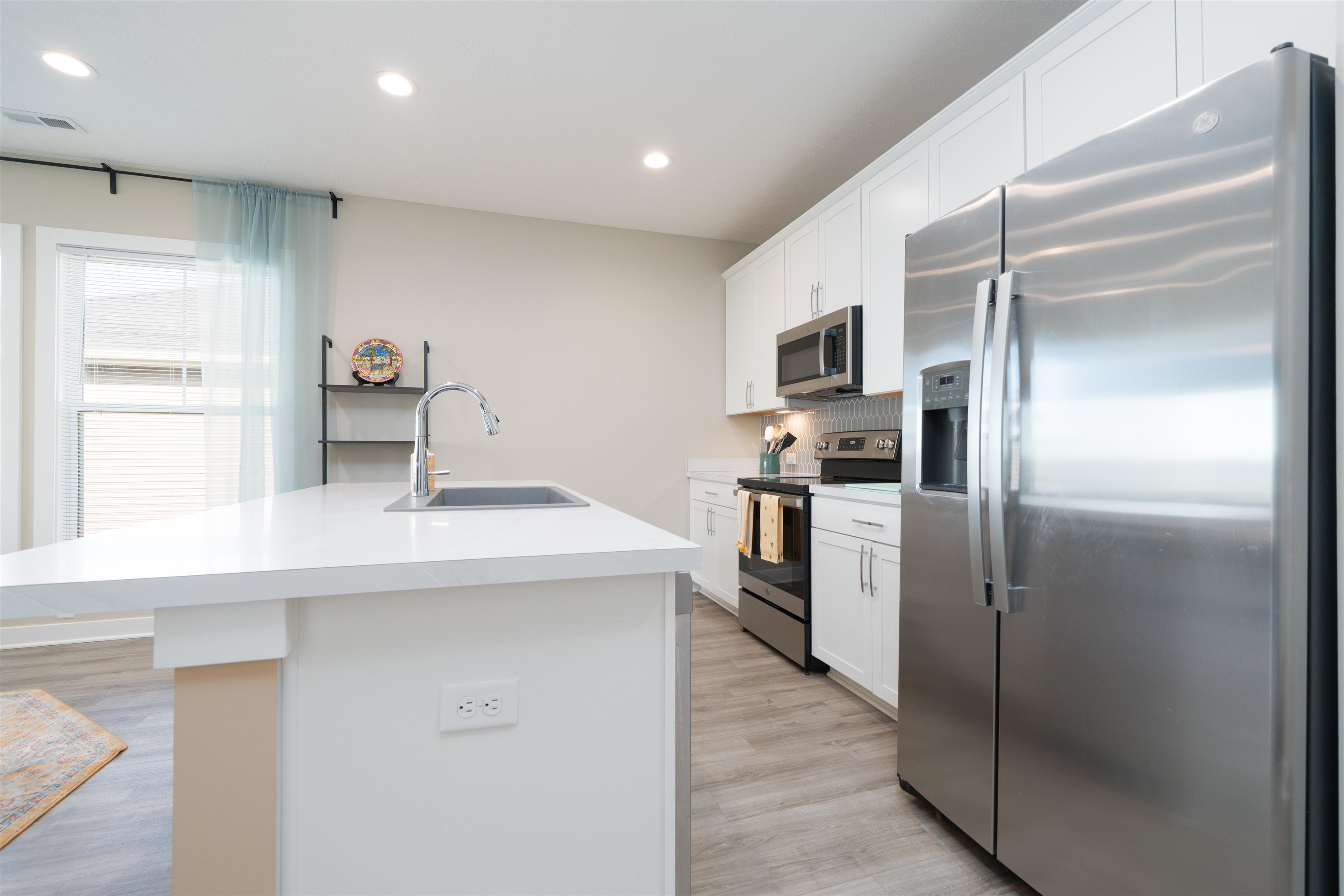 6553 Valley Brook Trace, Owensboro, Kentucky 42376, 3 Bedrooms Bedrooms, ,2 BathroomsBathrooms,Single Family Residence,For Sale,Valley Brook Trace,94183