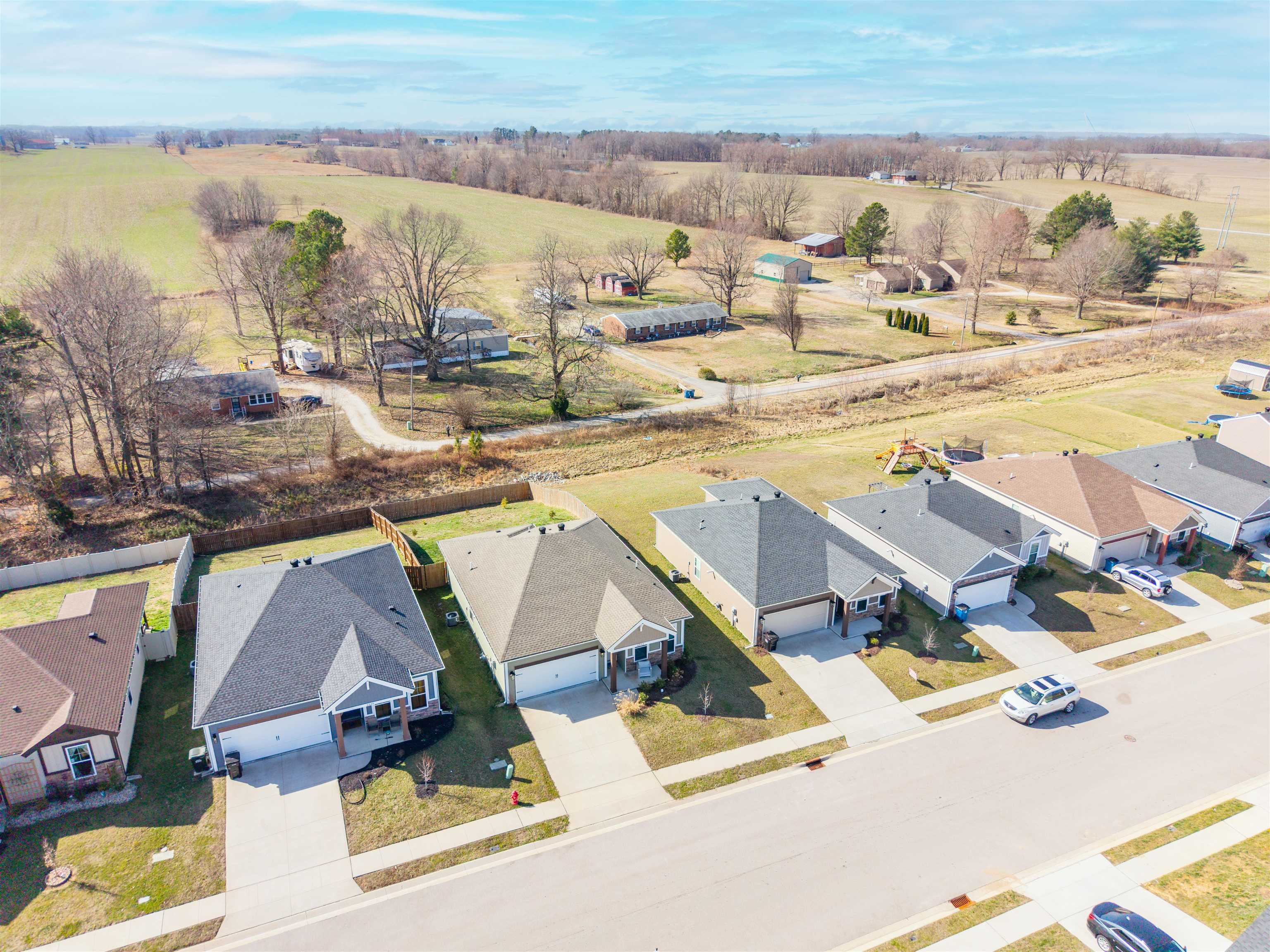 6553 Valley Brook Trace, Owensboro, Kentucky 42376, 3 Bedrooms Bedrooms, ,2 BathroomsBathrooms,Single Family Residence,For Sale,Valley Brook Trace,94183