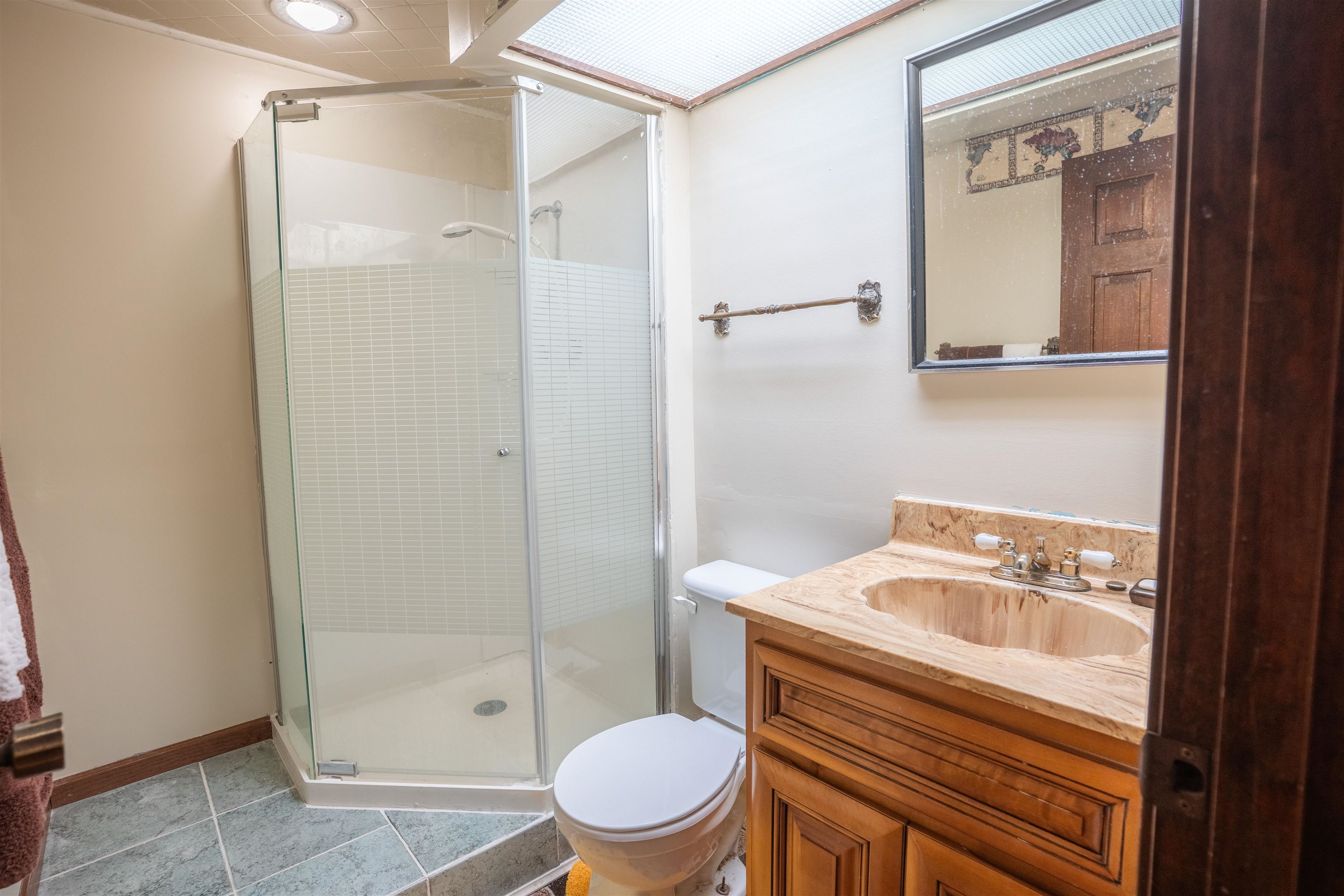 1738 Sunbeam Rd, Leitchfield, Kentucky 42754, 5 Bedrooms Bedrooms, ,3 BathroomsBathrooms,Single Family Residence,For Sale,Sunbeam Rd,94184