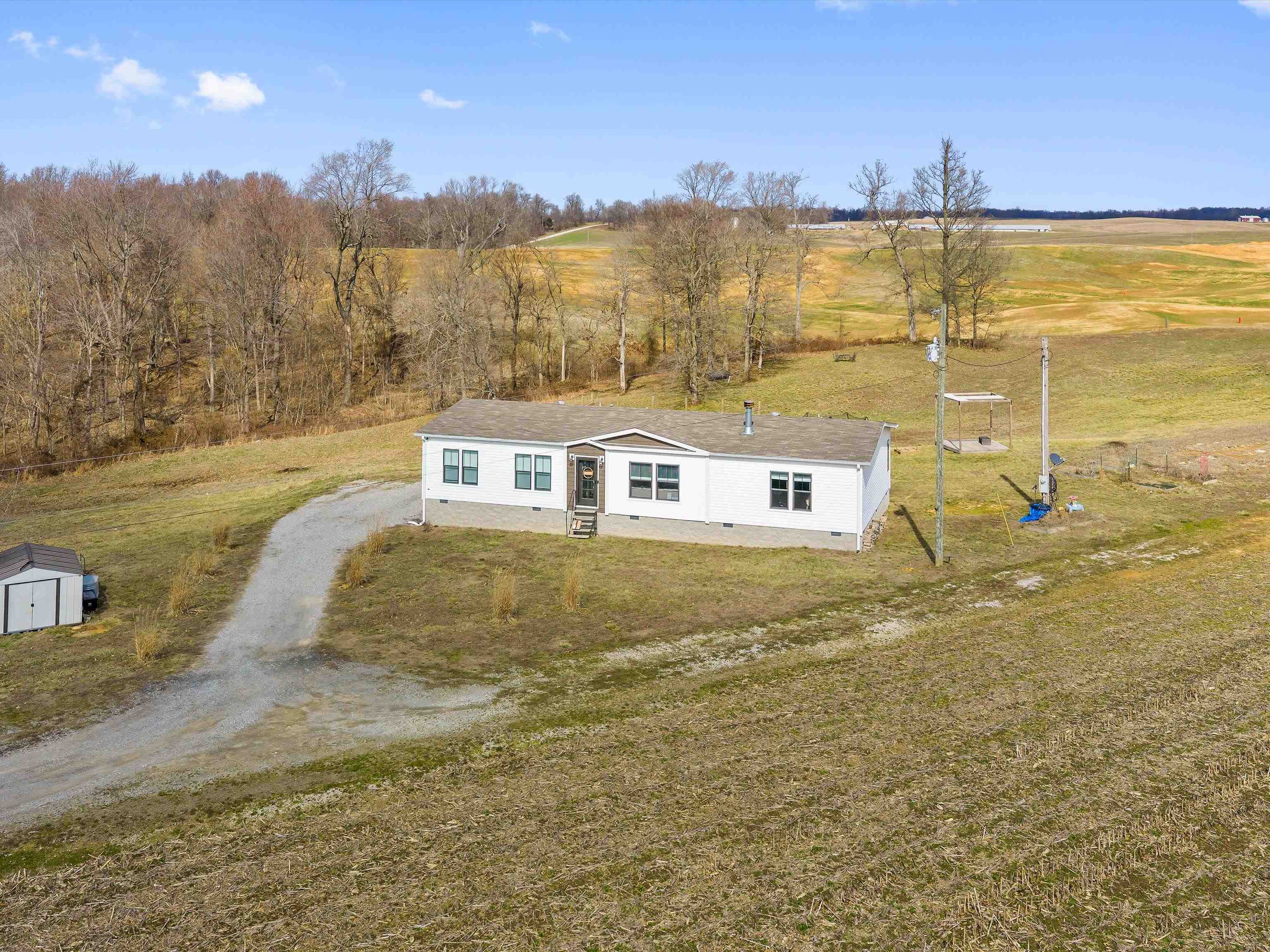 7410 State Route 136 W, Calhoun, Kentucky 42327, 4 Bedrooms Bedrooms, ,2 BathroomsBathrooms,Single Family Residence,For Sale,State Route 136 W,94185