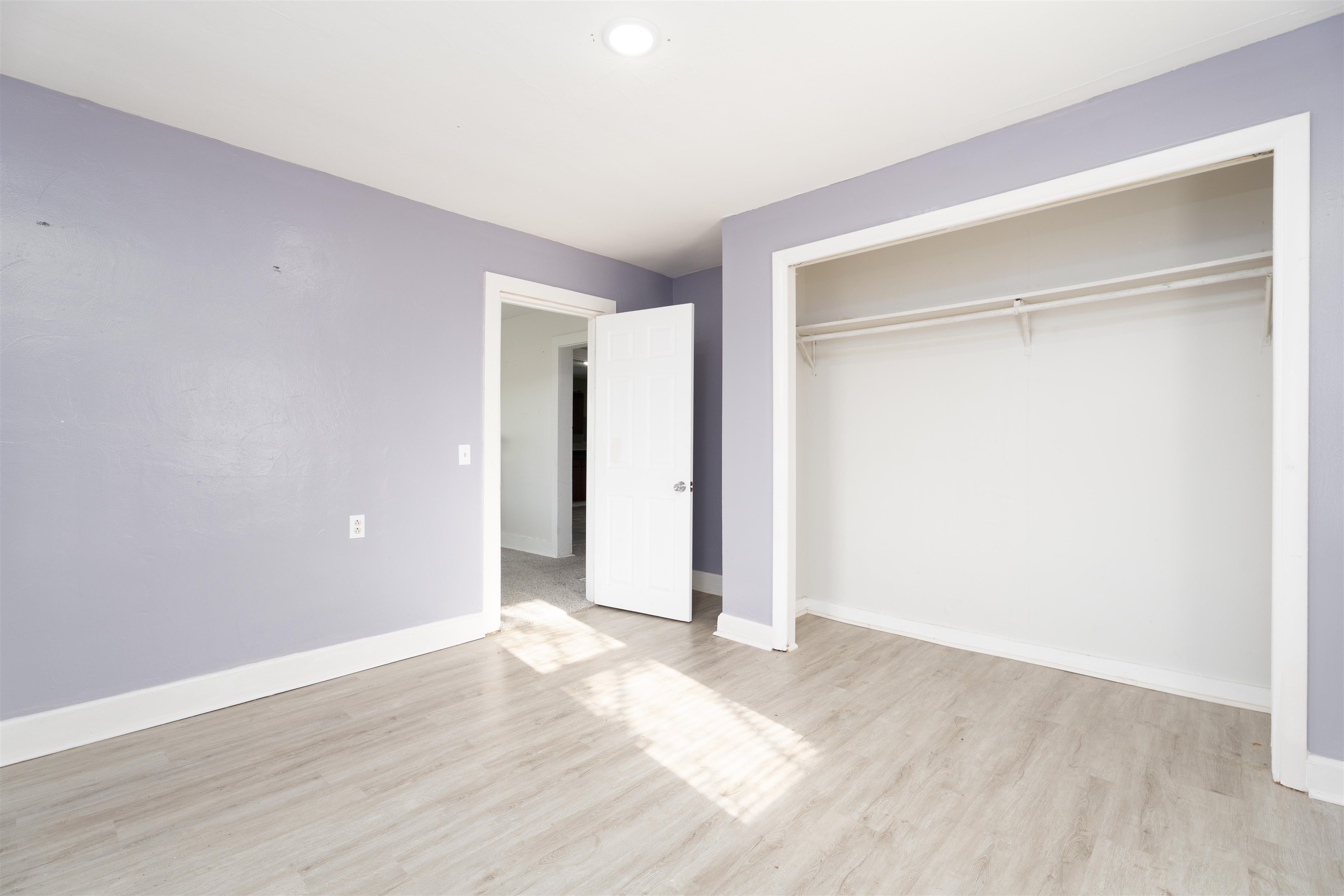 9401 Highway 60 W, Owensboro, Kentucky 42301, 2 Bedrooms Bedrooms, ,1 BathroomBathrooms,Single Family Residence,For Sale,Highway 60 W,94189