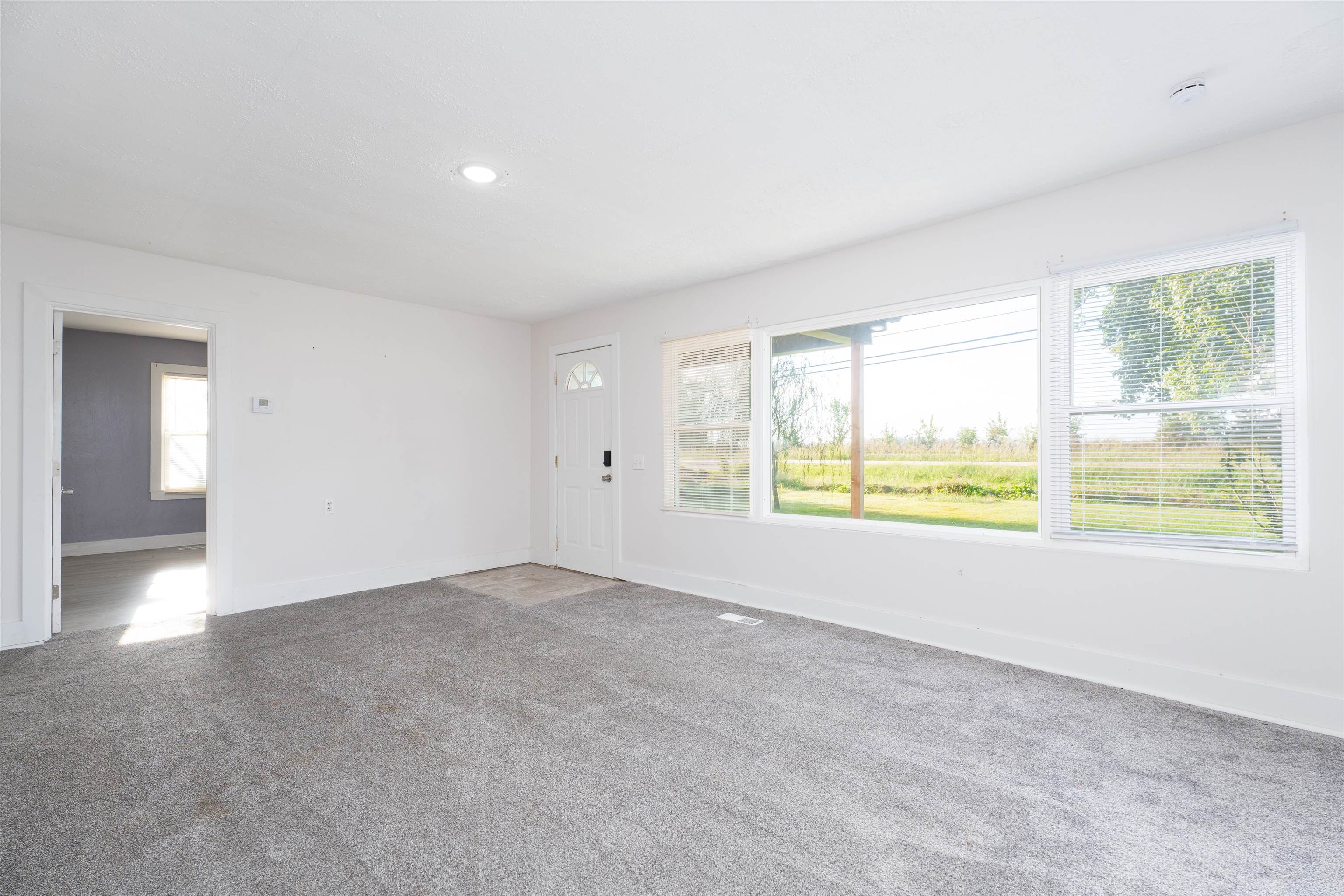 9401 Highway 60 W, Owensboro, Kentucky 42301, 2 Bedrooms Bedrooms, ,1 BathroomBathrooms,Single Family Residence,For Sale,Highway 60 W,94189