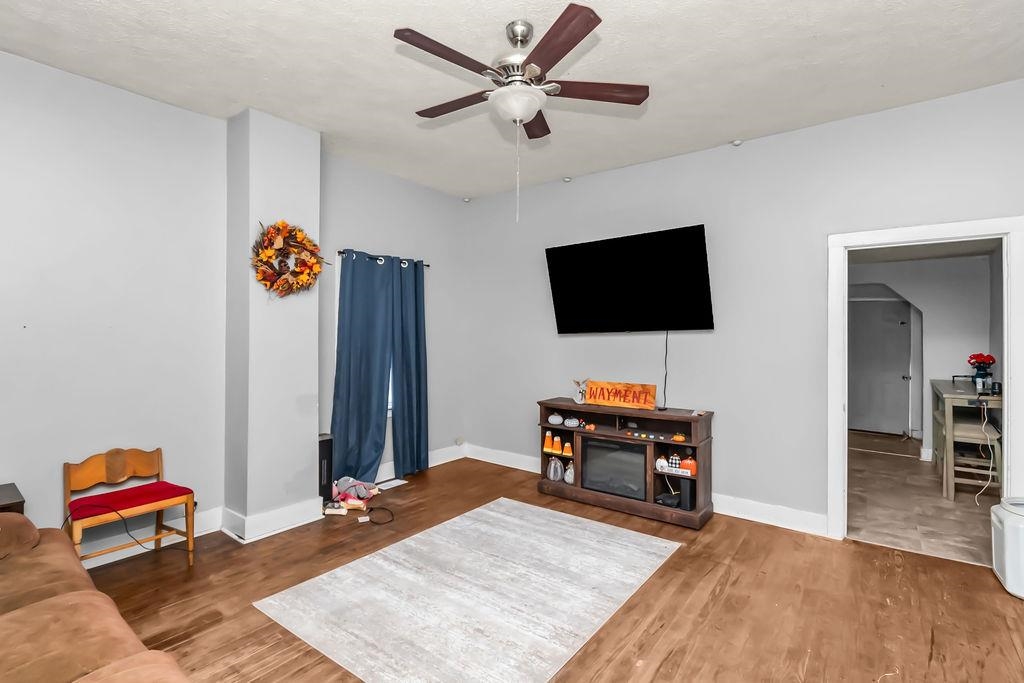 1530 O'Byrne St., Henderson, Kentucky 42420, 2 Bedrooms Bedrooms, ,1 BathroomBathrooms,Single Family Residence,For Sale,O'Byrne St.,94191