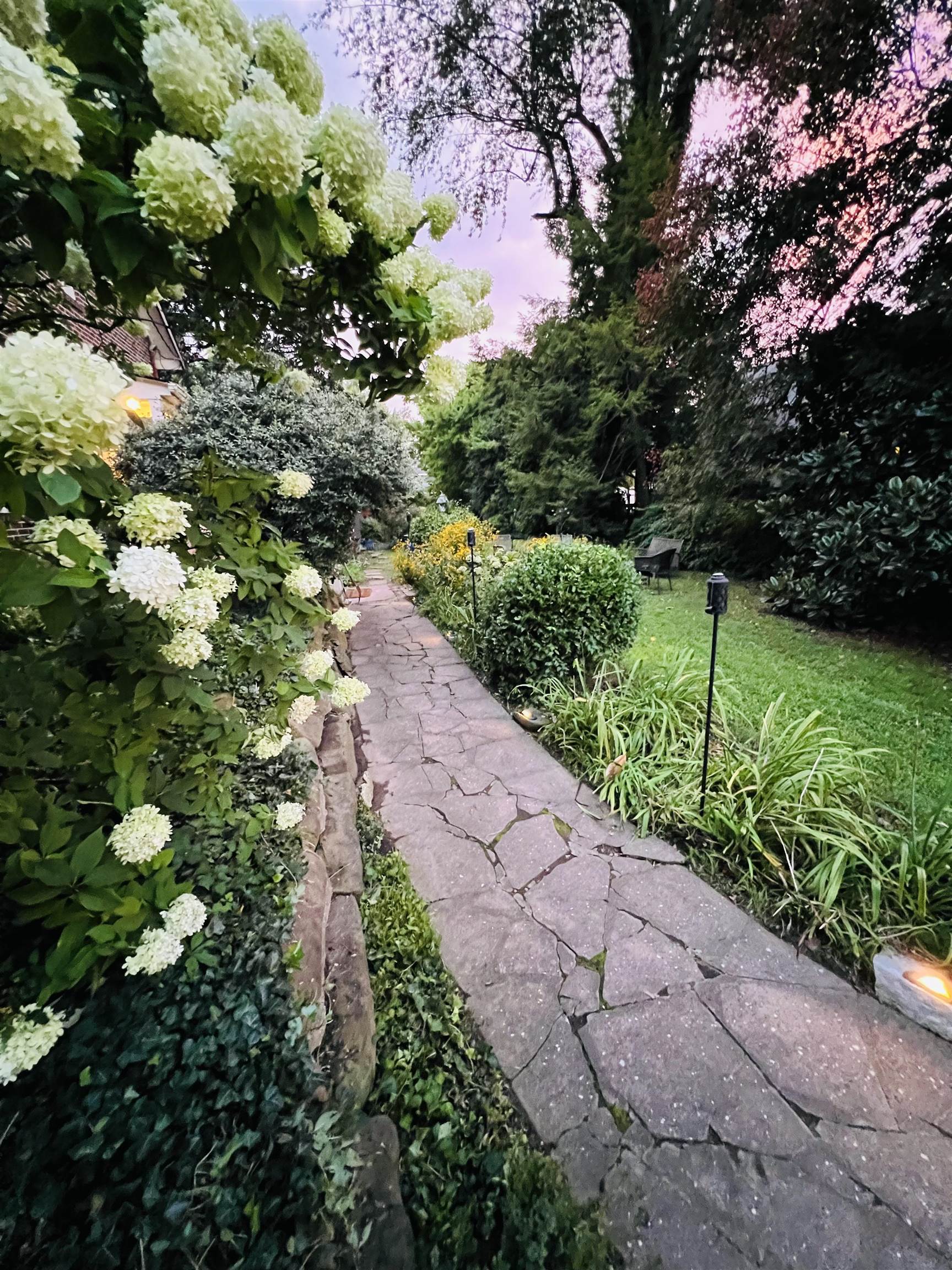 206 Phillips Court, Owensboro, Kentucky 42303, 4 Bedrooms Bedrooms, ,2 BathroomsBathrooms,Single Family Residence,For Sale,Phillips Court,94192