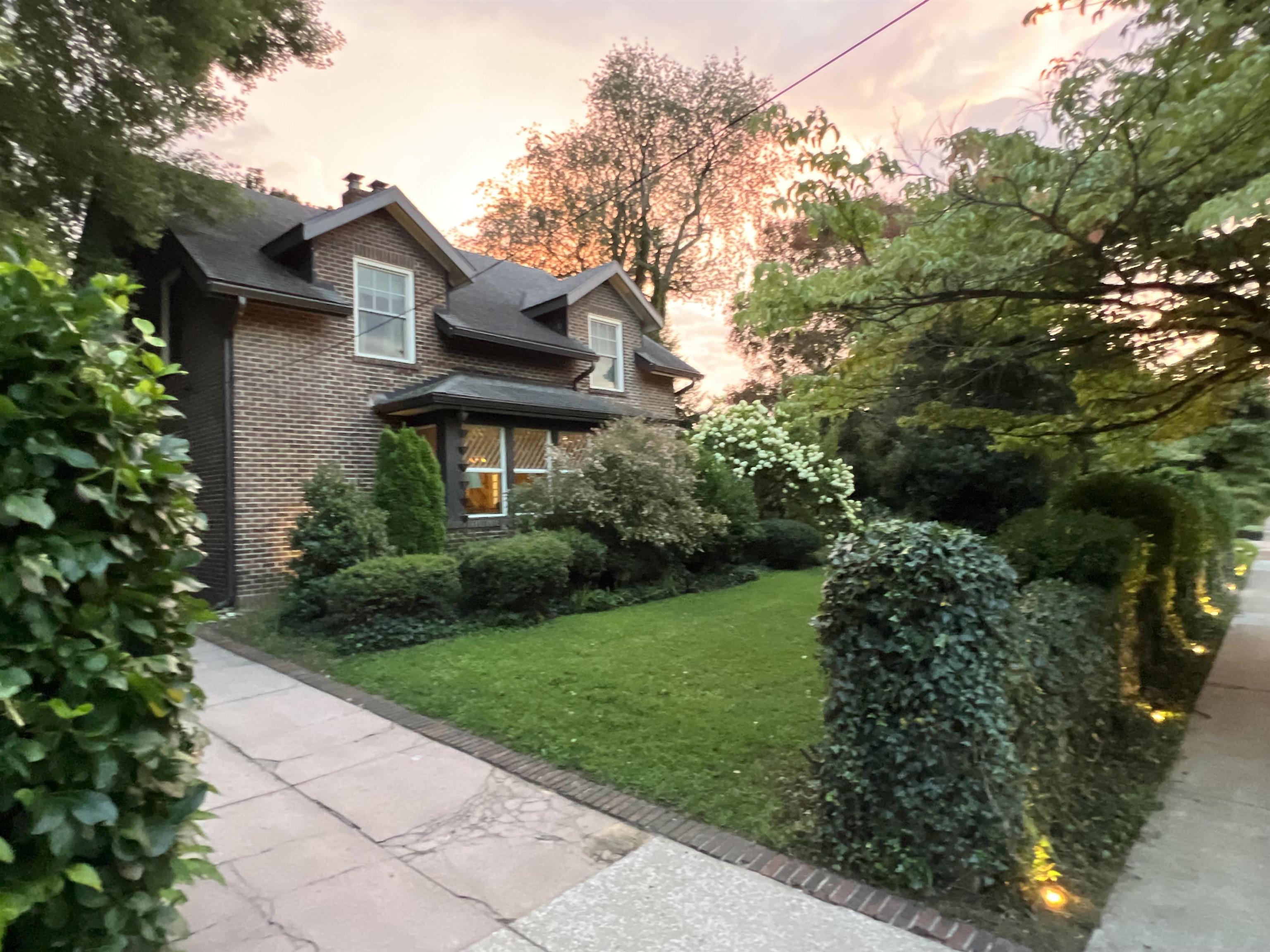 206 Phillips Court, Owensboro, Kentucky 42303, 4 Bedrooms Bedrooms, ,3 BathroomsBathrooms,Single Family Residence,For Sale,Phillips Court,94192