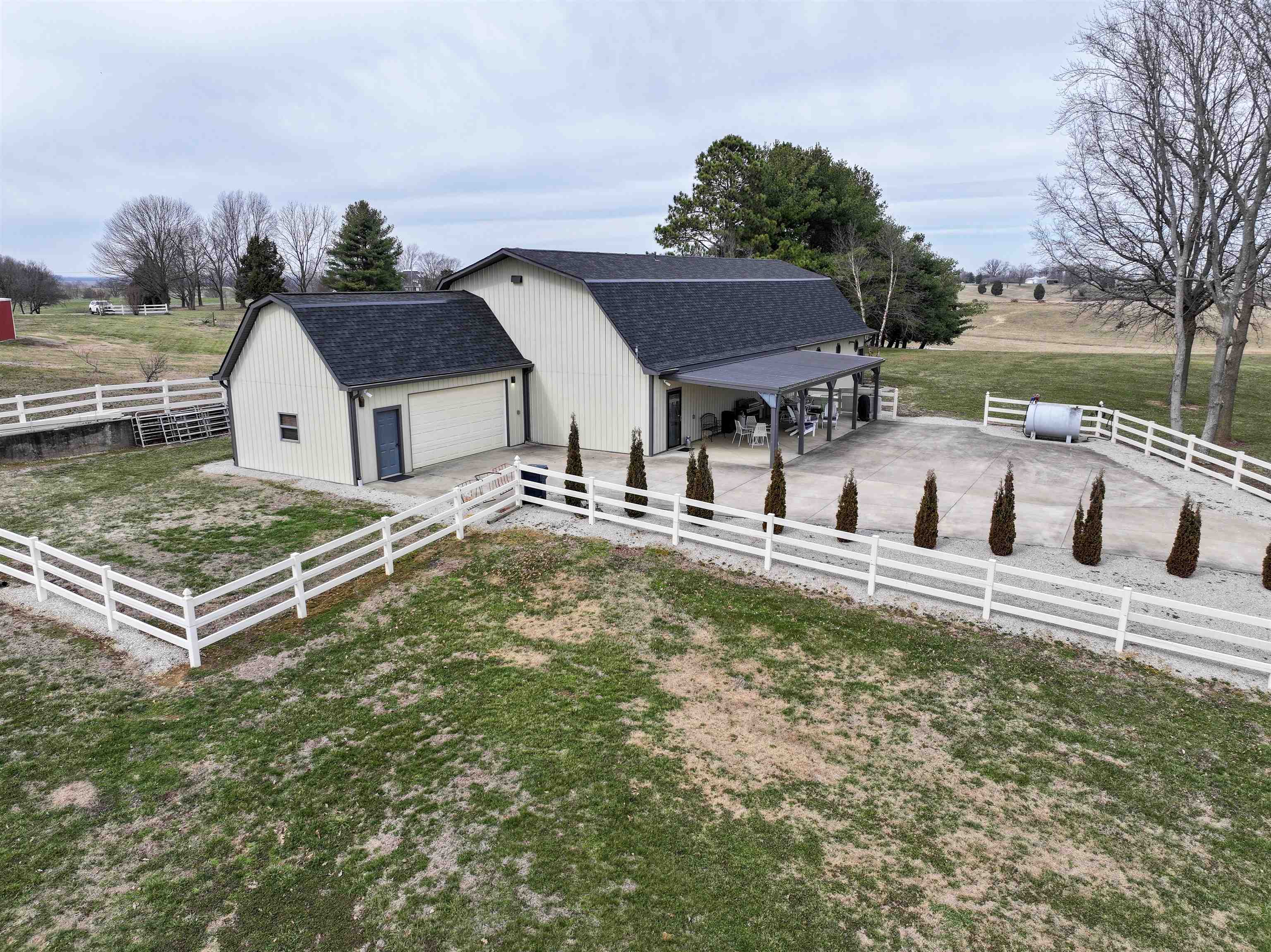 276 Browns Valley Red Hill Rd, Utica, Kentucky 42376, 4 Bedrooms Bedrooms, ,4 BathroomsBathrooms,Single Family Residence,For Sale,Browns Valley Red Hill Rd,94201