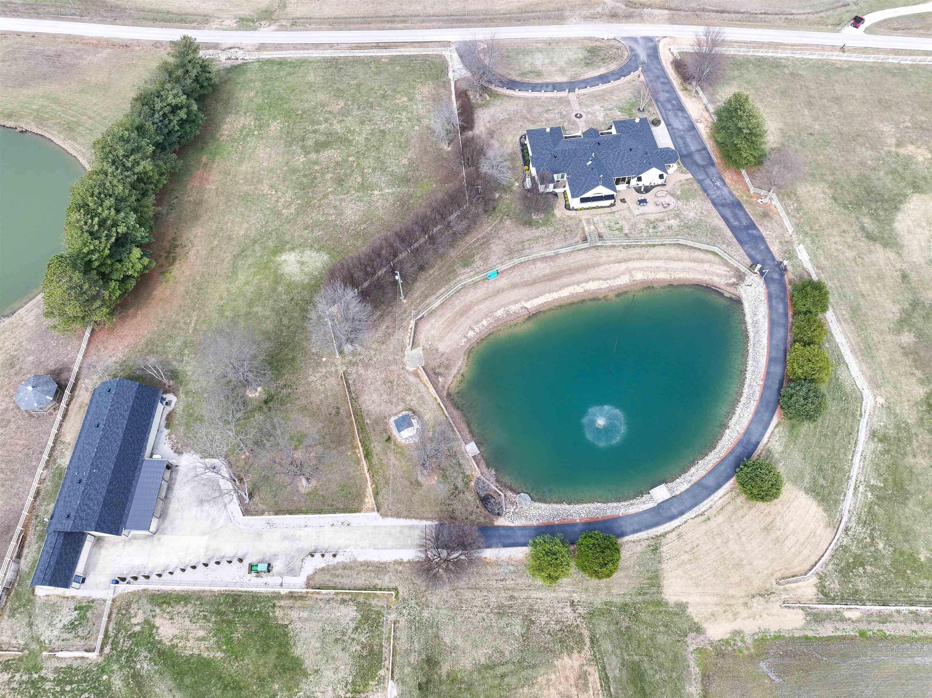 276 Browns Valley Red Hill Rd, Utica, Kentucky 42376, 4 Bedrooms Bedrooms, ,4 BathroomsBathrooms,Single Family Residence,For Sale,Browns Valley Red Hill Rd,94201