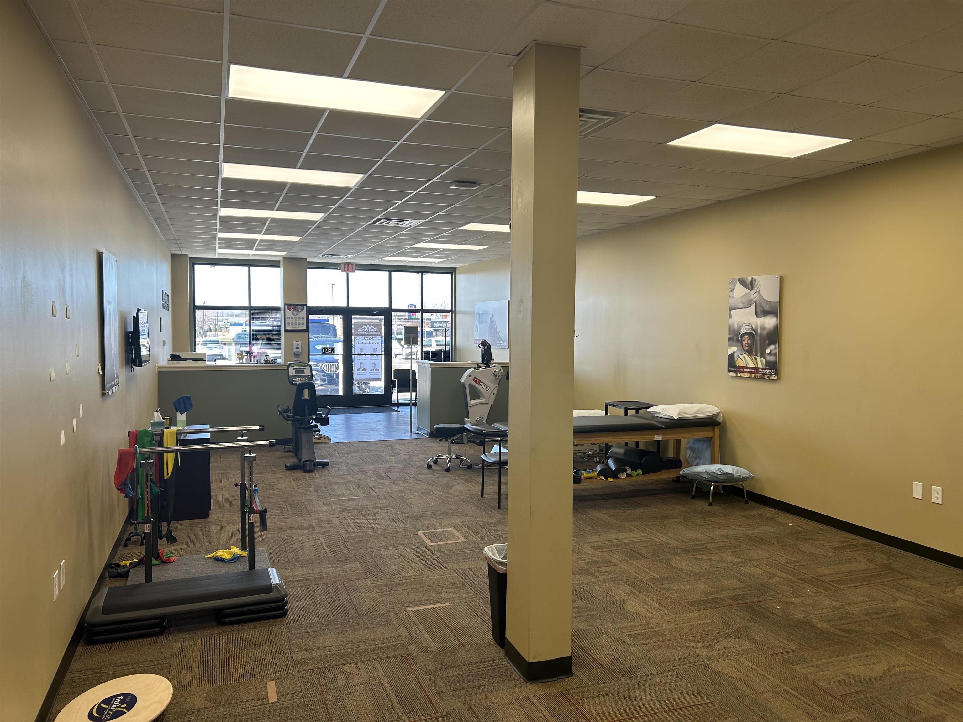 3000 Alvey Park Dr, Owensboro, Kentucky 42303, ,Retail,For Sale,Alvey Park Dr,94202