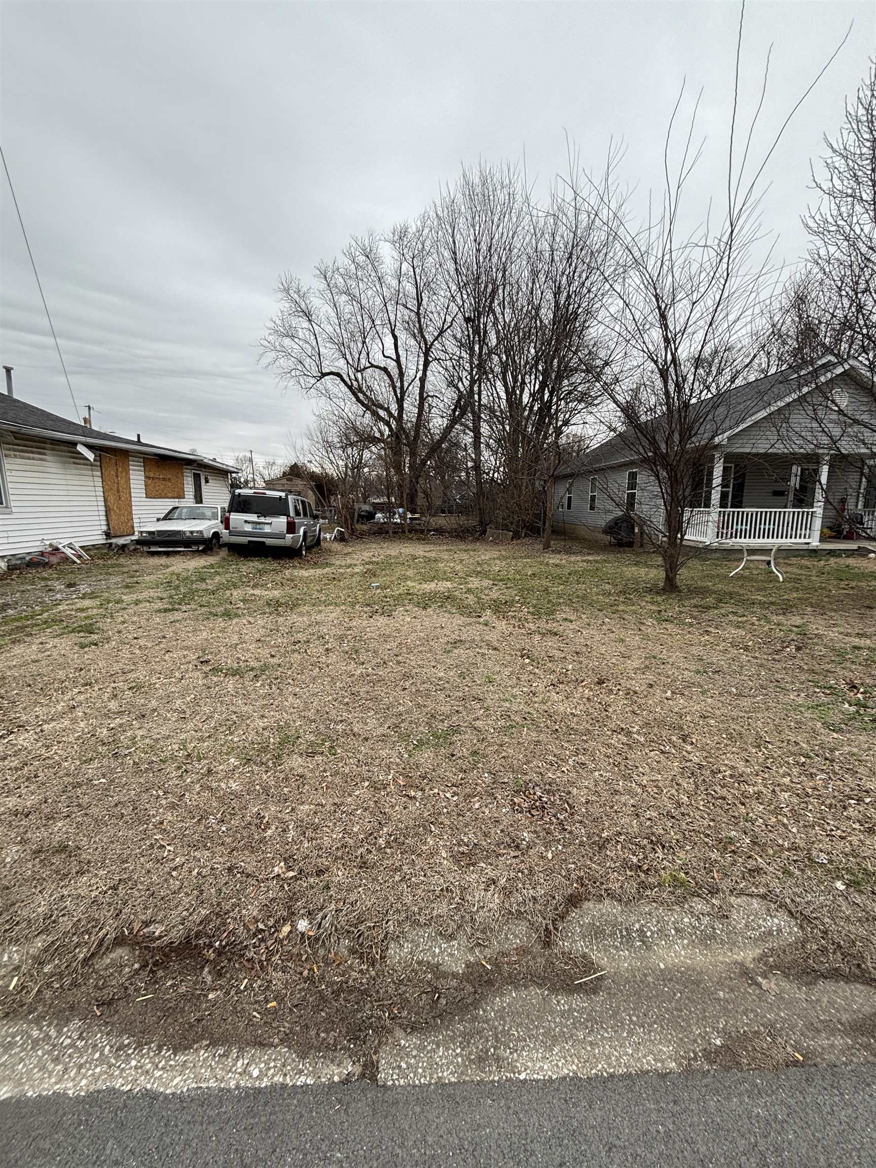 2223 W 9th street, Owensboro, Kentucky 42301, ,Land,For Sale,W 9th street,94211