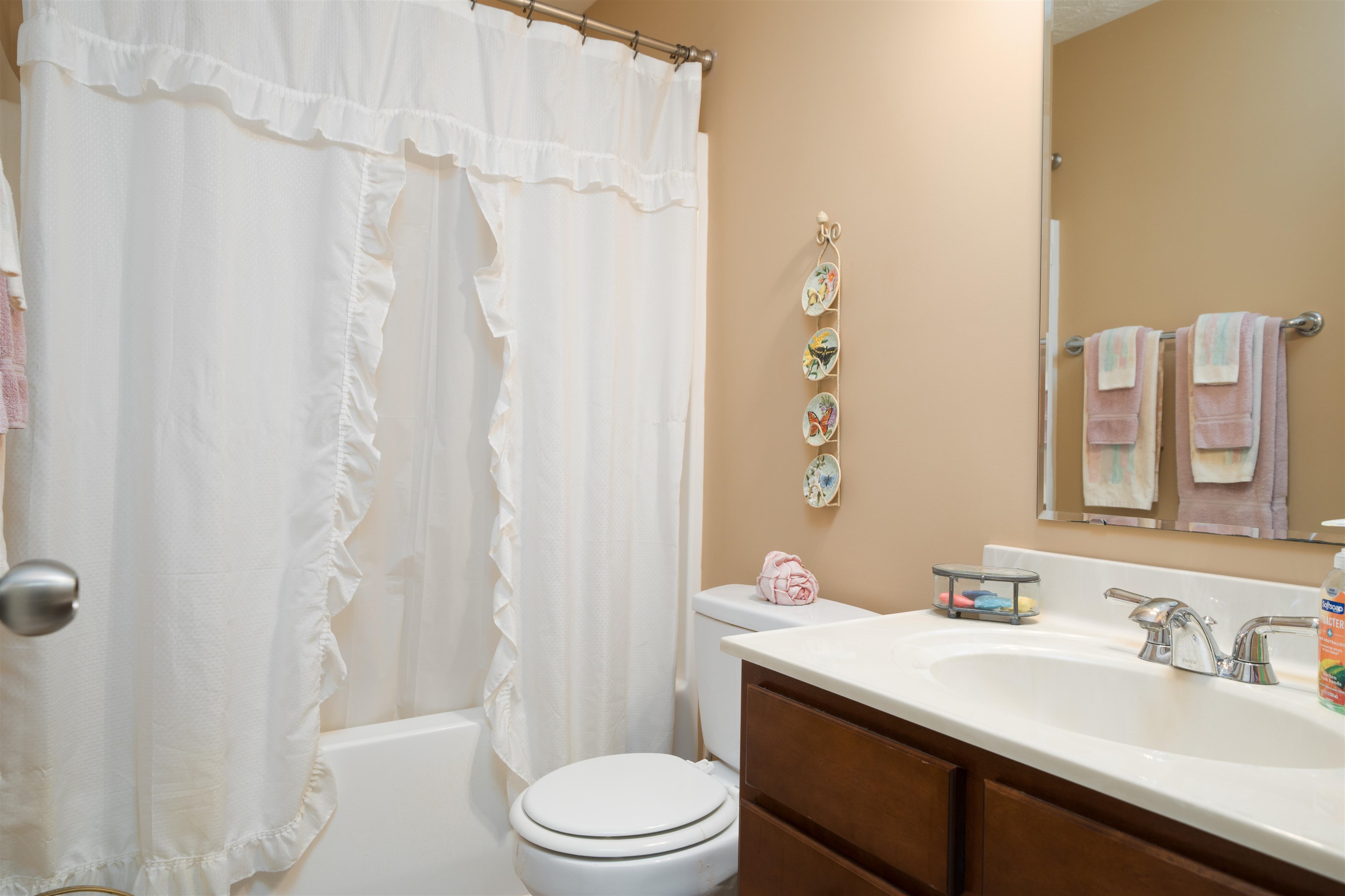 2934 Avenue of the Parks, Owensboro, Kentucky 42303, 3 Bedrooms Bedrooms, ,2 BathroomsBathrooms,Single Family Residence,For Sale,Avenue of the Parks,94220