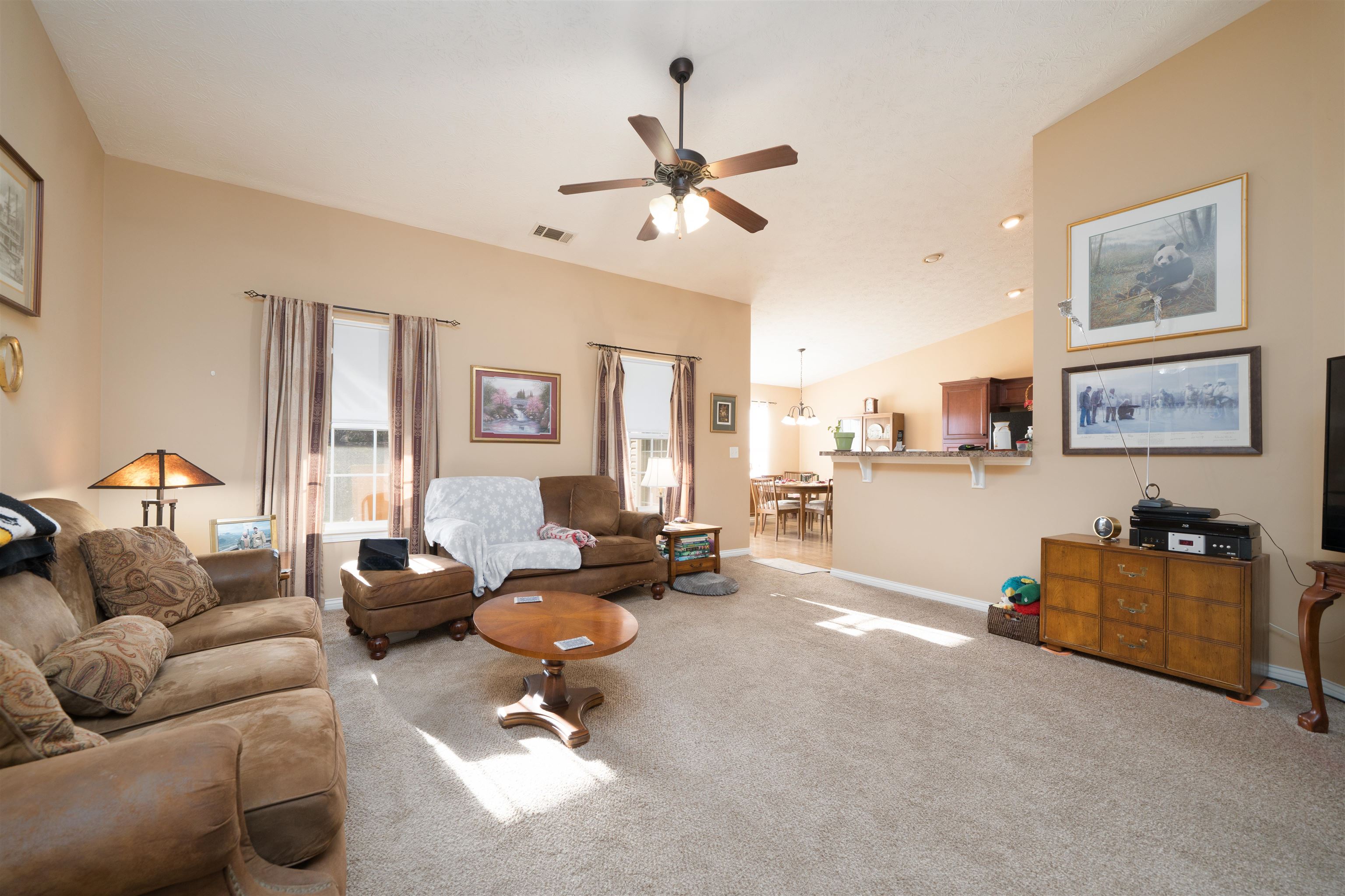 2934 Avenue of the Parks, Owensboro, Kentucky 42303, 3 Bedrooms Bedrooms, ,2 BathroomsBathrooms,Single Family Residence,For Sale,Avenue of the Parks,94220