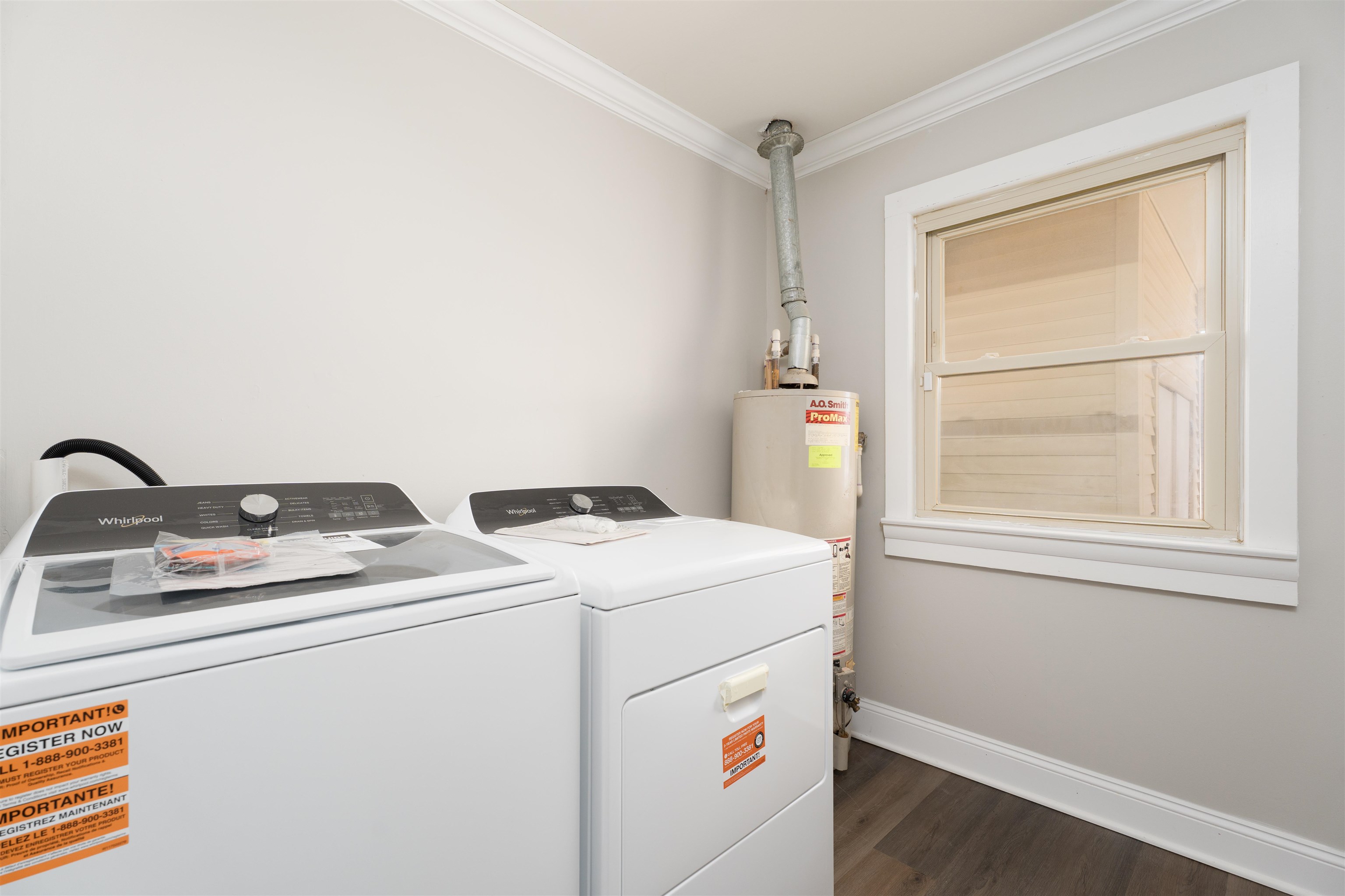 2425 York St, Owensboro, Kentucky 42301, 2 Bedrooms Bedrooms, ,1 BathroomBathrooms,Single Family Residence,For Sale,York St,94232