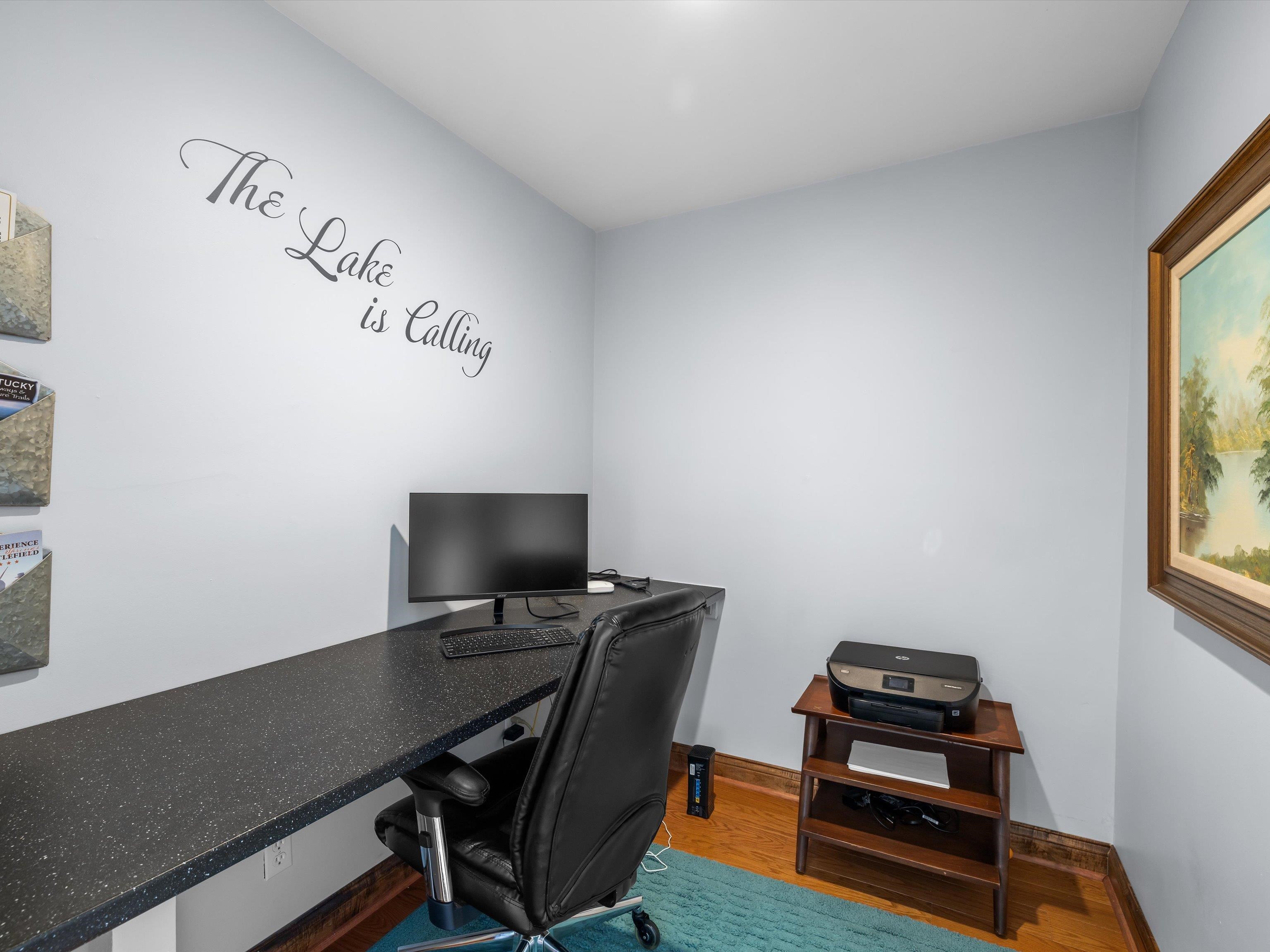 389 Lakeview Dr, Somerset, Kentucky 42503, 6 Bedrooms Bedrooms, ,5 BathroomsBathrooms,Single Family Residence,For Sale,Lakeview Dr,94234