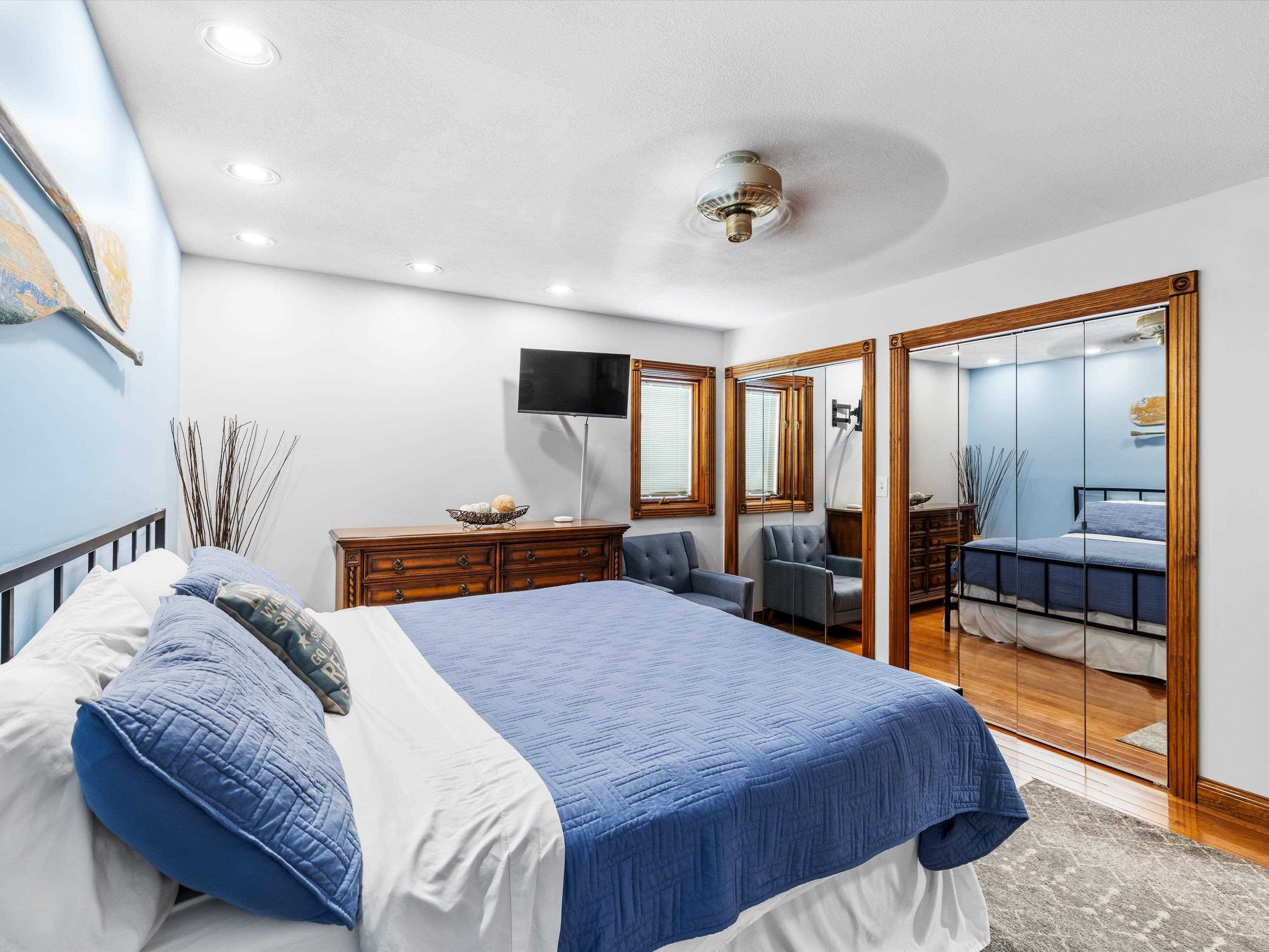 389 Lakeview Dr, Somerset, Kentucky 42503, 6 Bedrooms Bedrooms, ,5 BathroomsBathrooms,Single Family Residence,For Sale,Lakeview Dr,94234