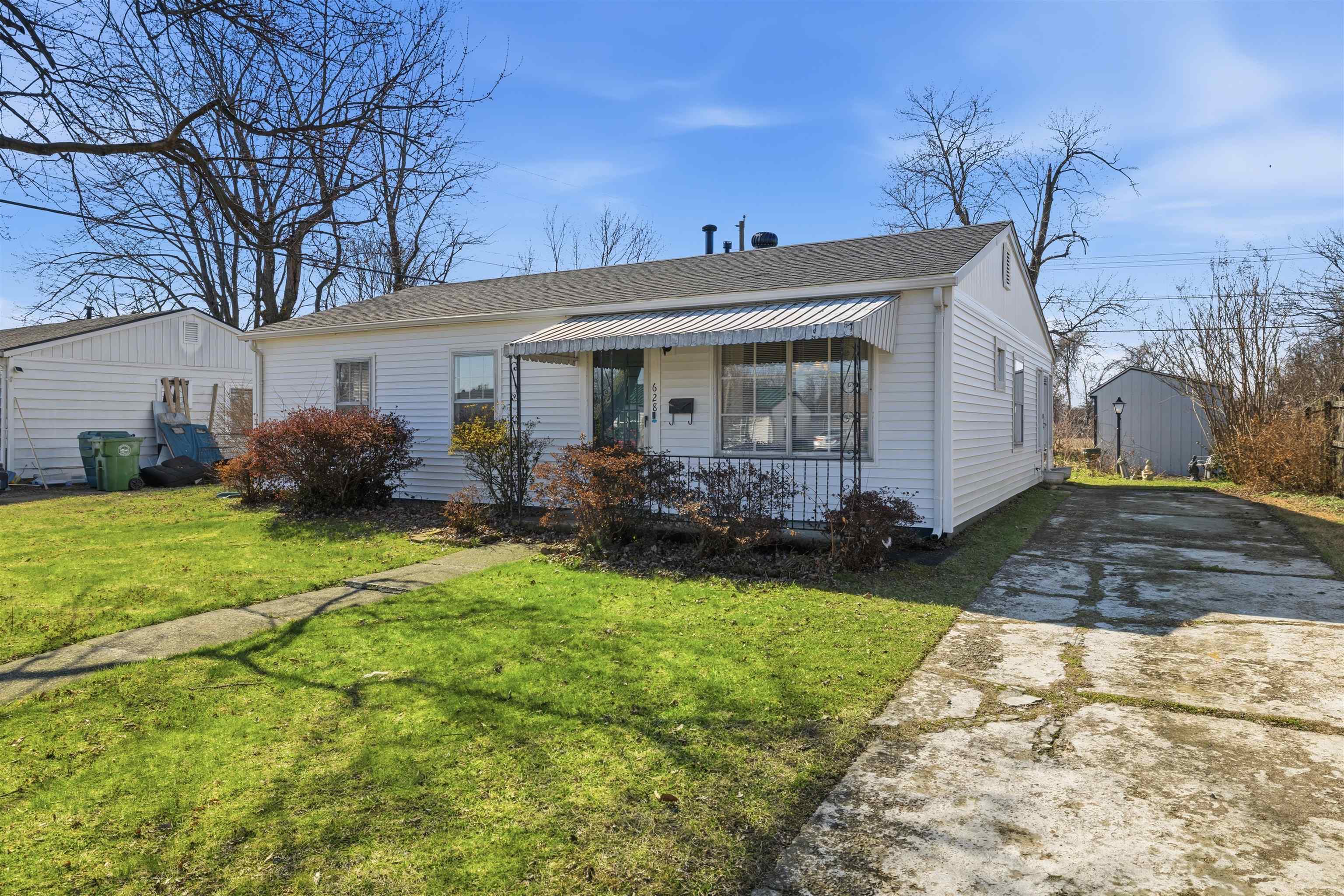 628 Danberry St, Owensboro, Kentucky 42301, 3 Bedrooms Bedrooms, ,1 BathroomBathrooms,Single Family Residence,For Sale,Danberry St,94235