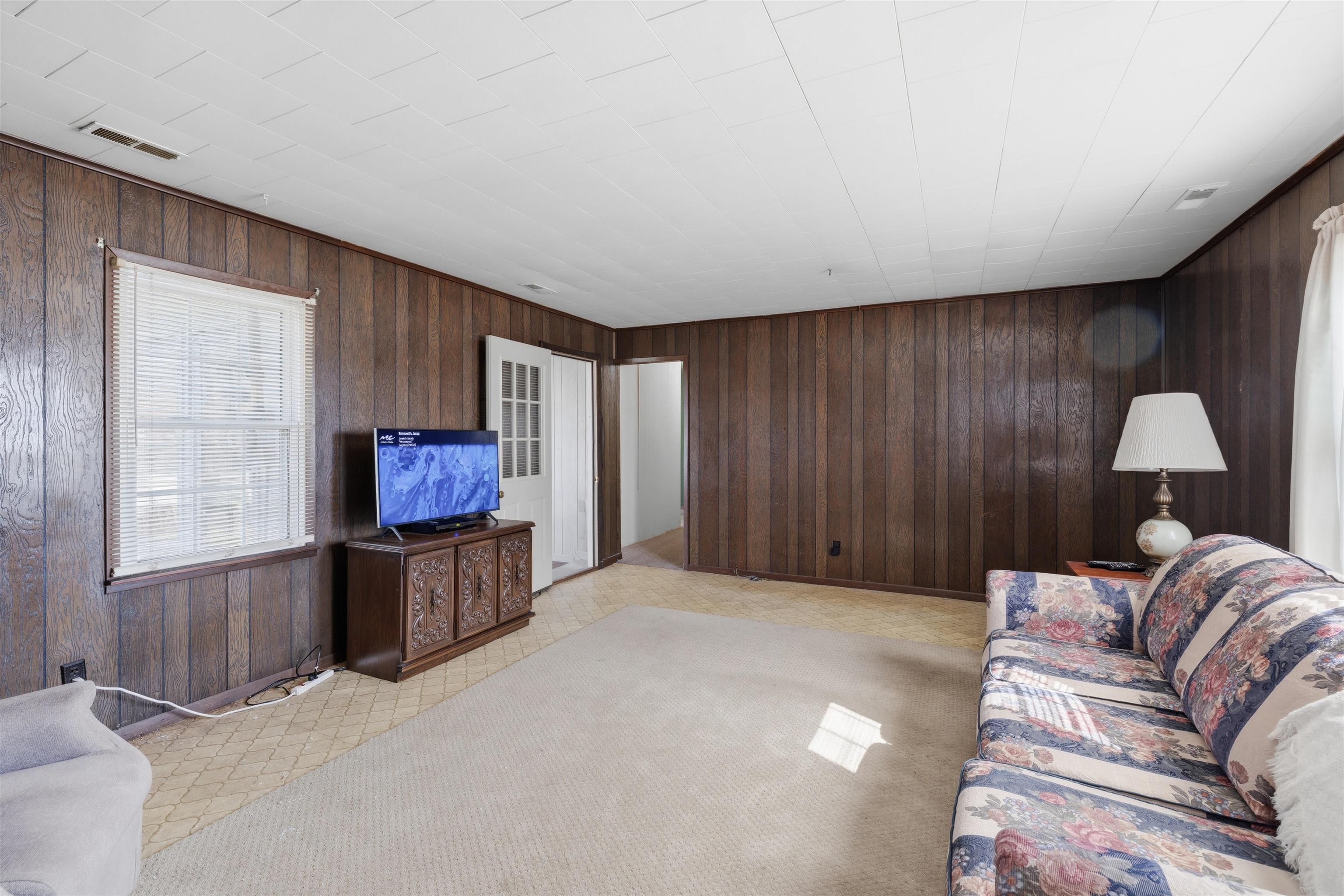 628 Danberry St, Owensboro, Kentucky 42301, 3 Bedrooms Bedrooms, ,1 BathroomBathrooms,Single Family Residence,For Sale,Danberry St,94235