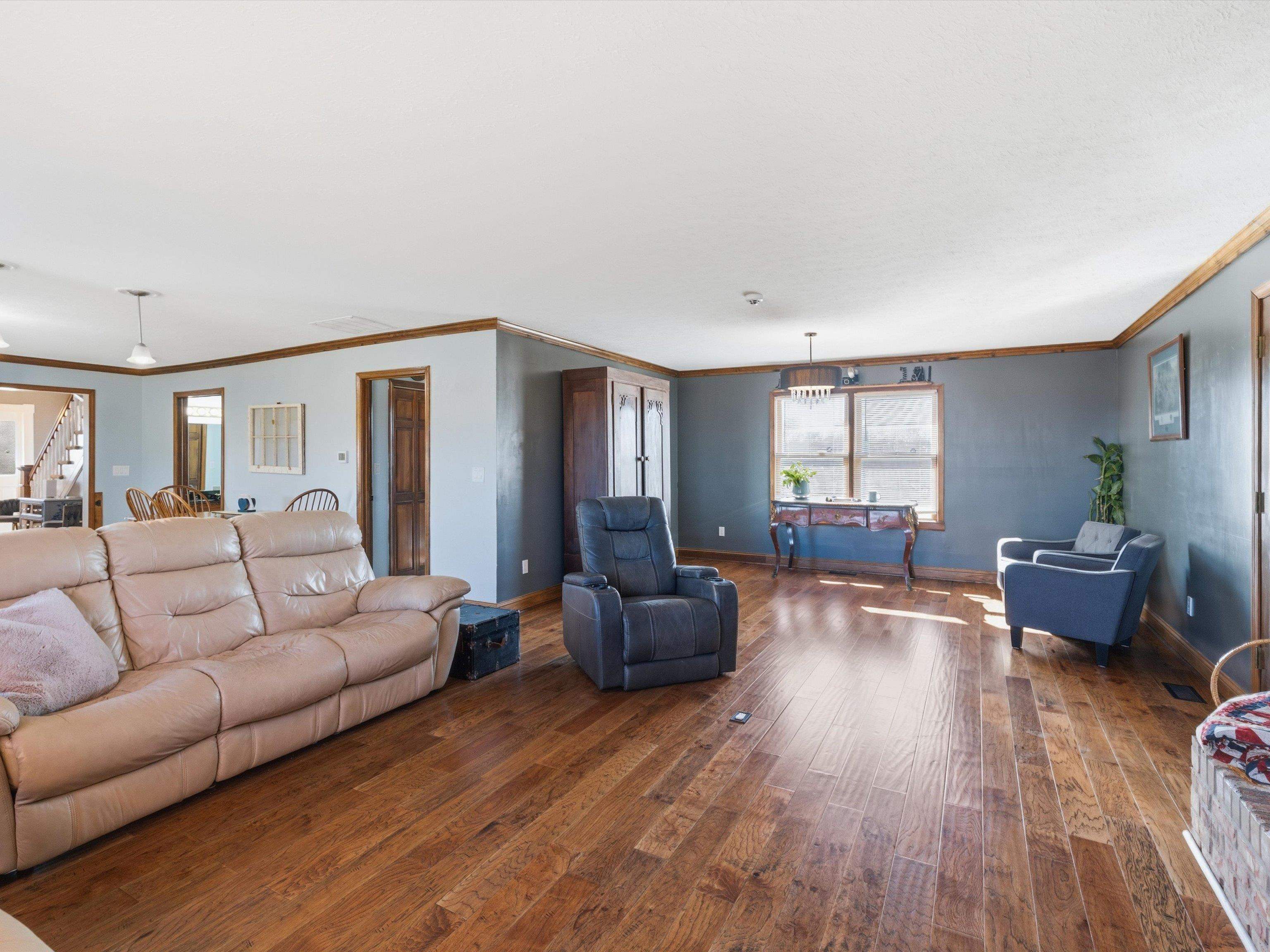 425 Pettit Rd, Owensboro, Kentucky 42303, 3 Bedrooms Bedrooms, ,2 BathroomsBathrooms,Single Family Residence,For Sale,Pettit Rd,94236