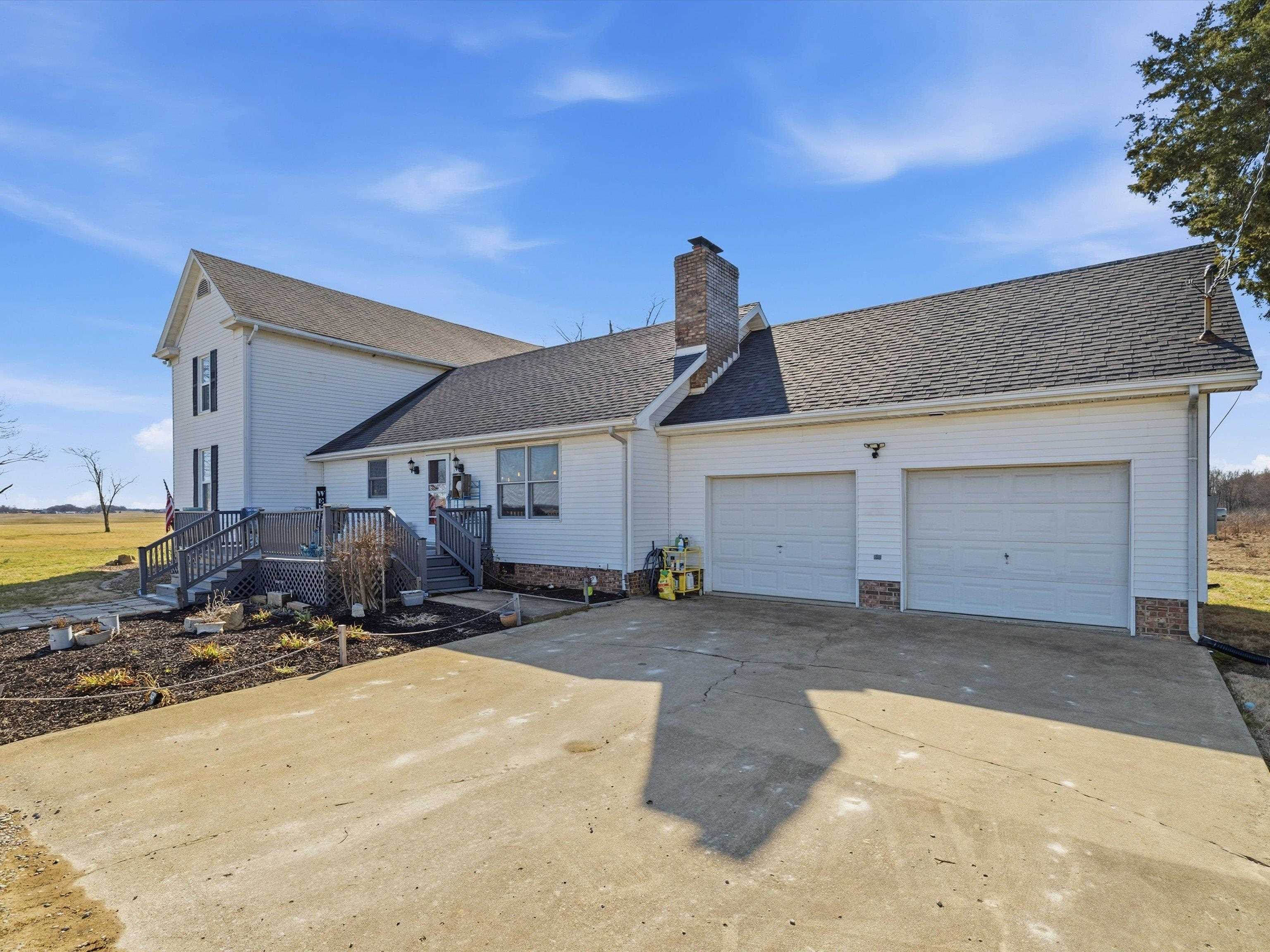 425 Pettit Rd, Owensboro, Kentucky 42303, 3 Bedrooms Bedrooms, ,2 BathroomsBathrooms,Single Family Residence,For Sale,Pettit Rd,94236