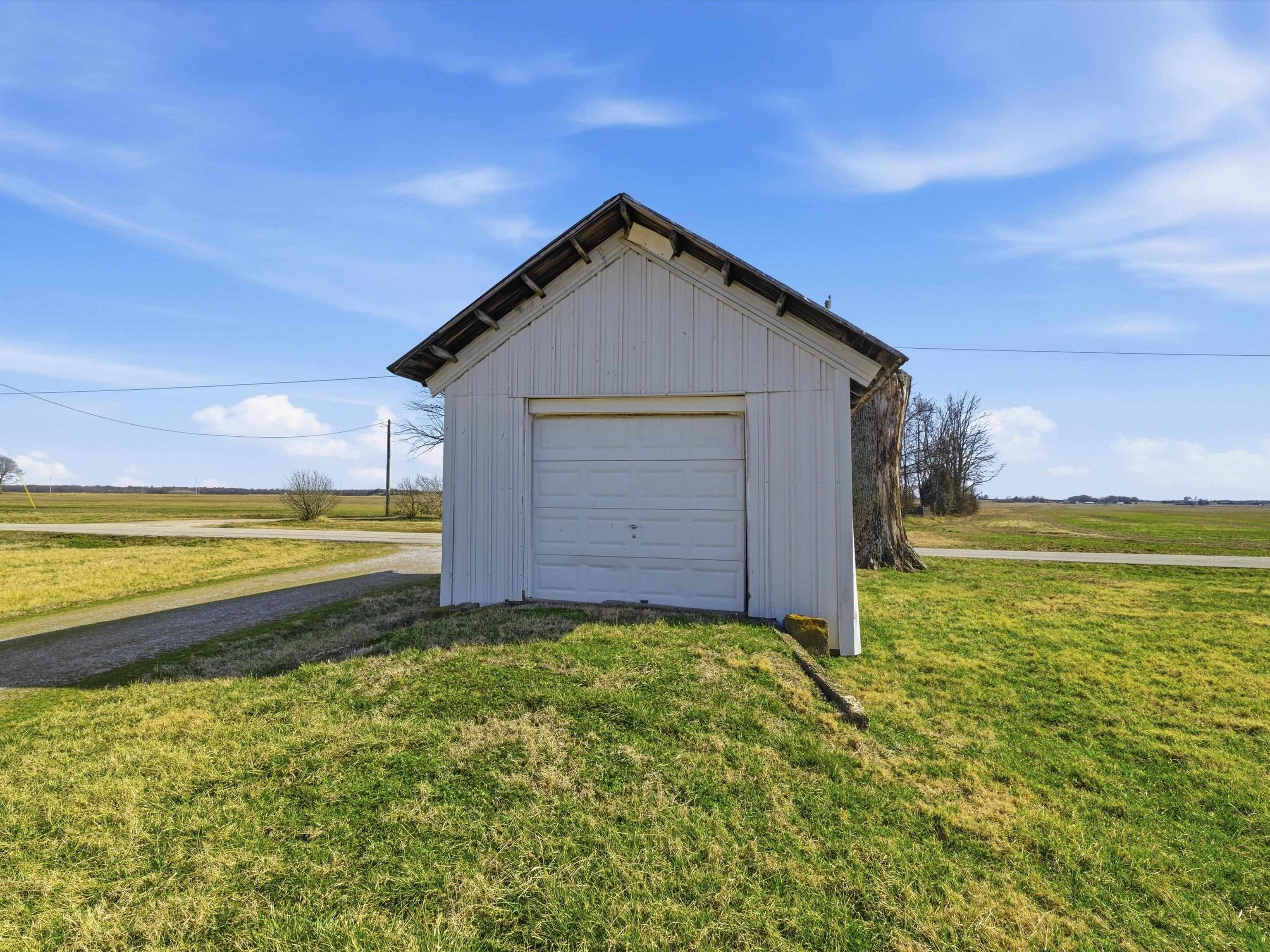 425 Pettit Rd, Owensboro, Kentucky 42303, 3 Bedrooms Bedrooms, ,2 BathroomsBathrooms,Single Family Residence,For Sale,Pettit Rd,94236