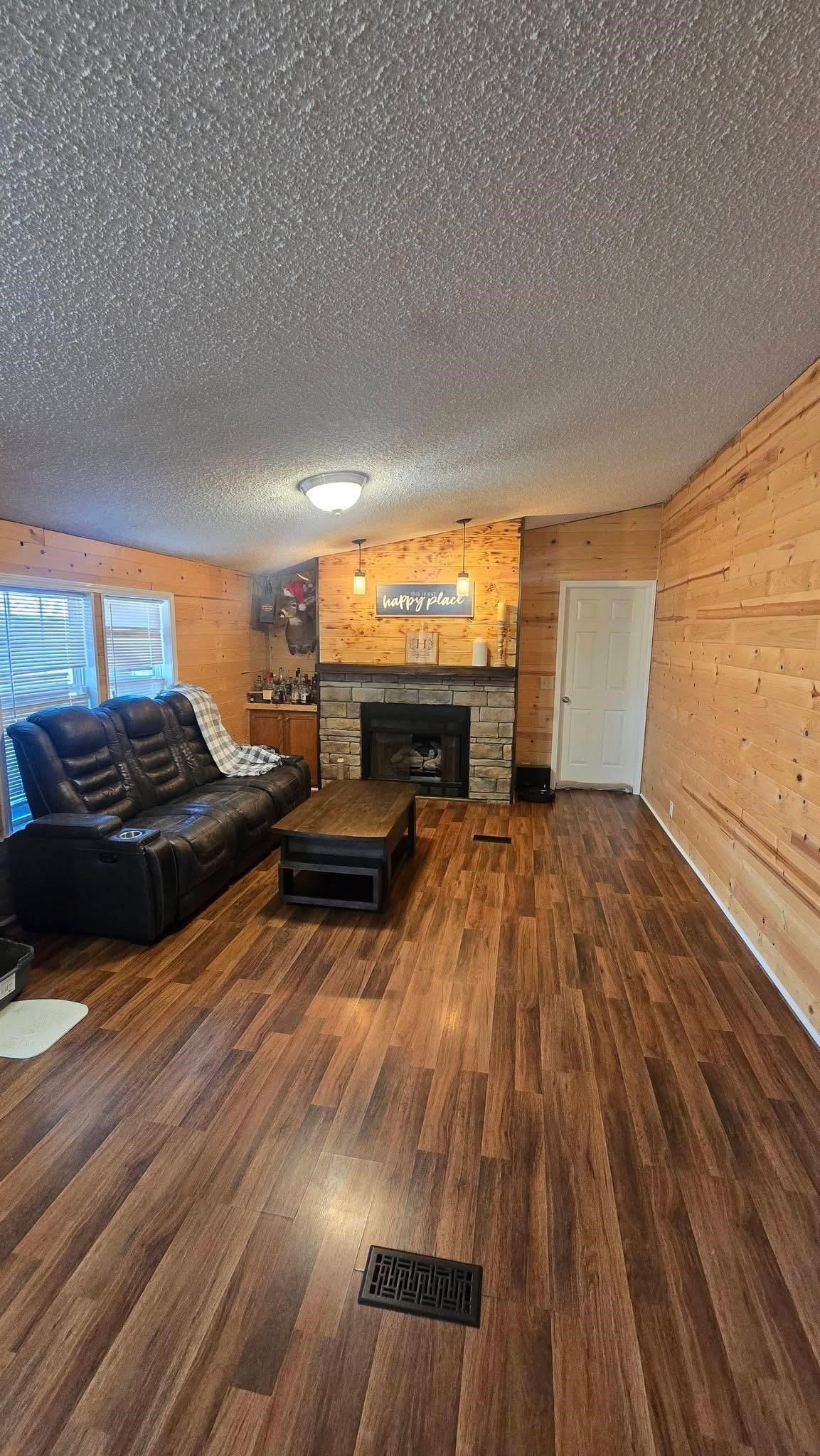 6650 Luther Taylor Road, Philpot, Kentucky 42366, 4 Bedrooms Bedrooms, ,2 BathroomsBathrooms,Single Family Residence,For Sale,Luther Taylor Road,94238