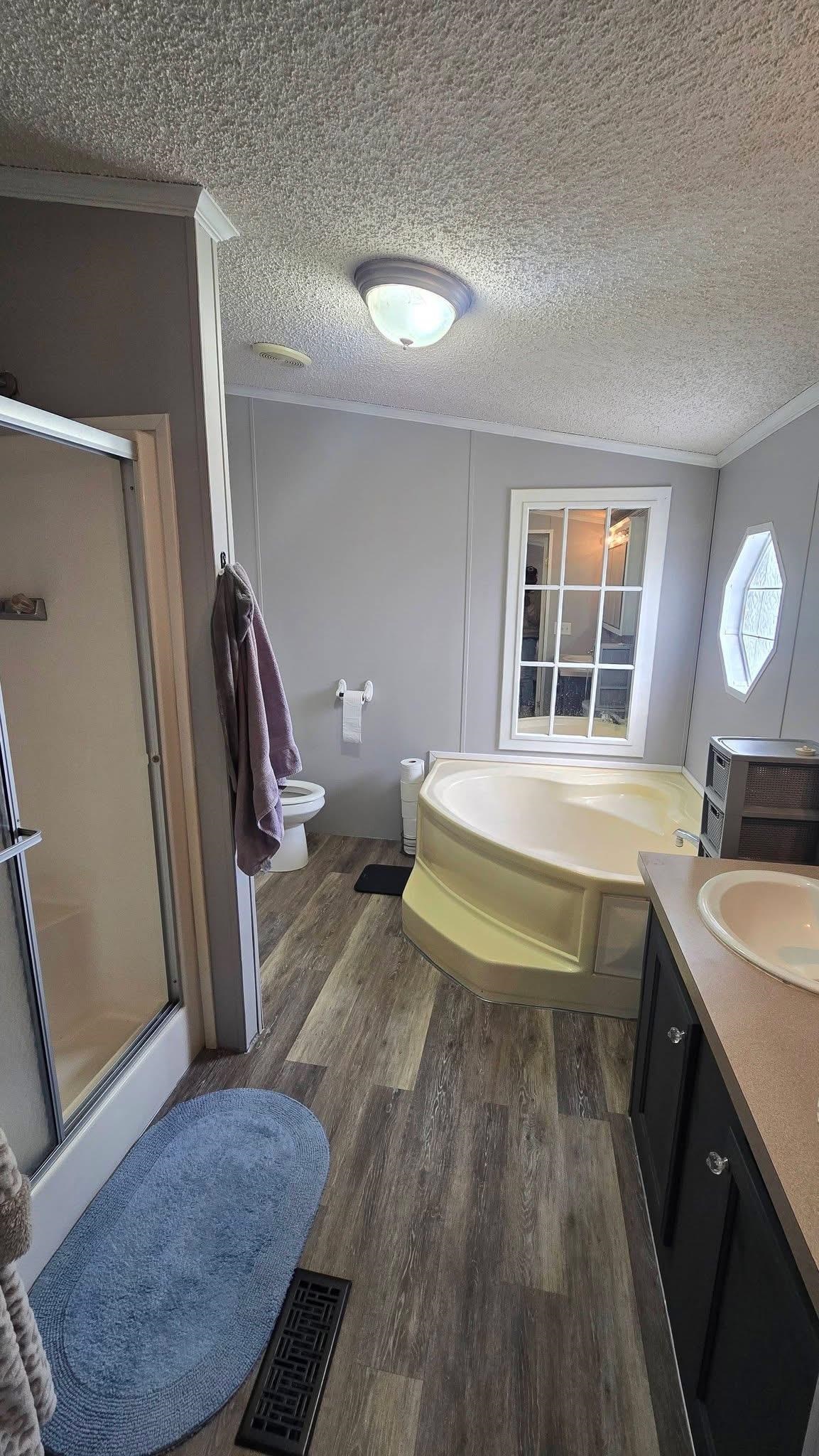 6650 Luther Taylor Road, Philpot, Kentucky 42366, 4 Bedrooms Bedrooms, ,2 BathroomsBathrooms,Single Family Residence,For Sale,Luther Taylor Road,94238