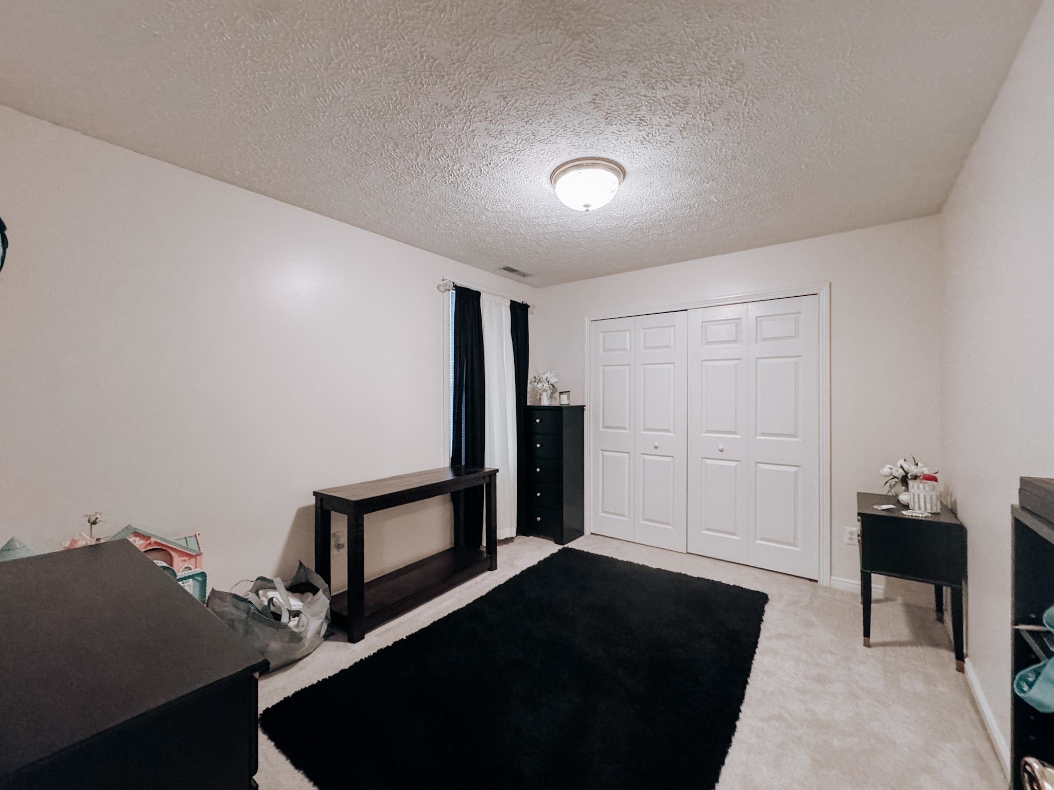 1400 Kingsbrooke, Owensboro, Kentucky 42303, 3 Bedrooms Bedrooms, ,2 BathroomsBathrooms,Single Family Residence,For Sale,Kingsbrooke,94239