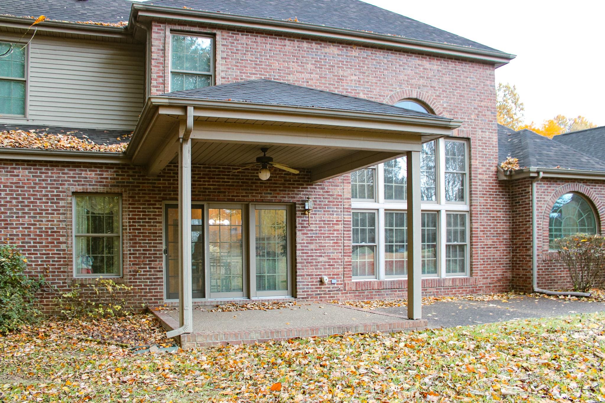 1400 Kingsbrooke, Owensboro, Kentucky 42303, 3 Bedrooms Bedrooms, ,2 BathroomsBathrooms,Single Family Residence,For Sale,Kingsbrooke,94239