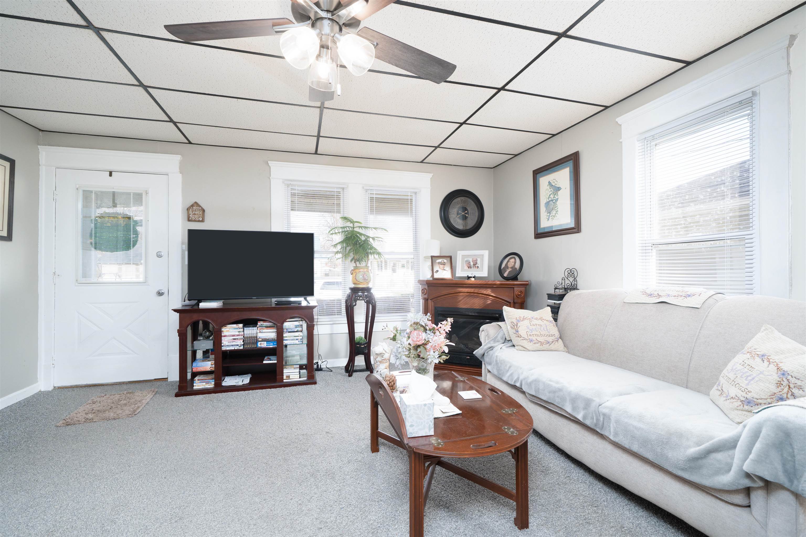 104 Gilmour Ct, Owensboro, Kentucky 42301, 2 Bedrooms Bedrooms, ,1 BathroomBathrooms,Single Family Residence,For Sale,Gilmour Ct,94244