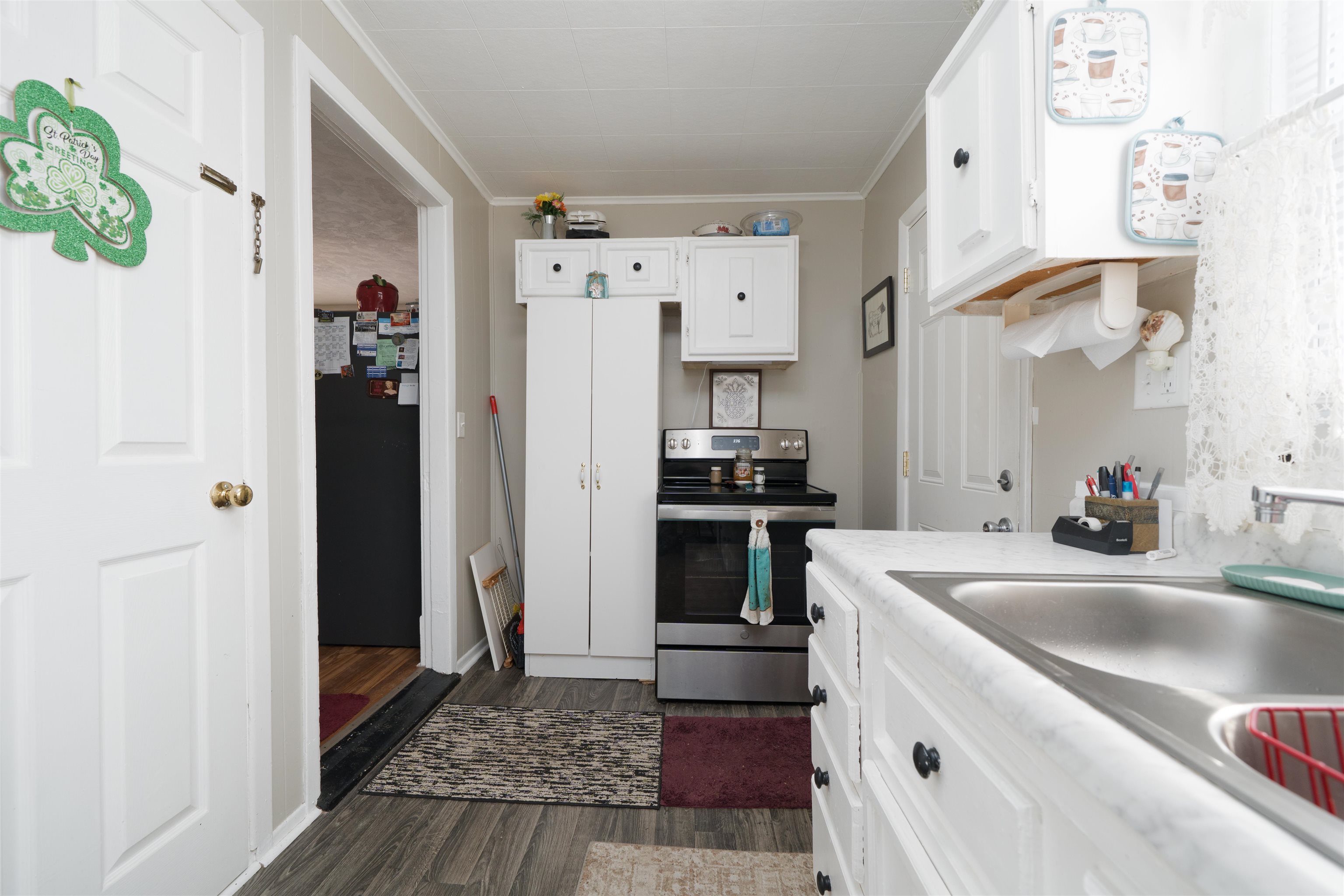 104 Gilmour Ct, Owensboro, Kentucky 42301, 2 Bedrooms Bedrooms, ,1 BathroomBathrooms,Single Family Residence,For Sale,Gilmour Ct,94244