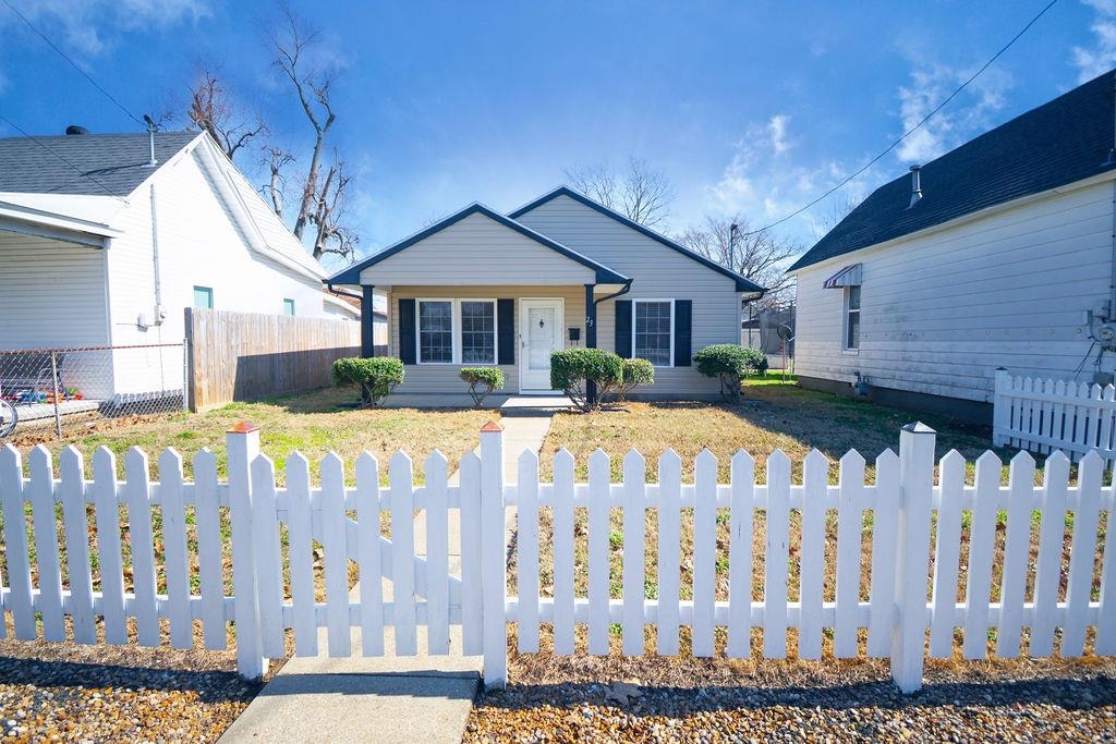 23 Plum St., Owensboro, Kentucky 42301, 3 Bedrooms Bedrooms, ,2 BathroomsBathrooms,Single Family Residence,For Sale,Plum St.,94245