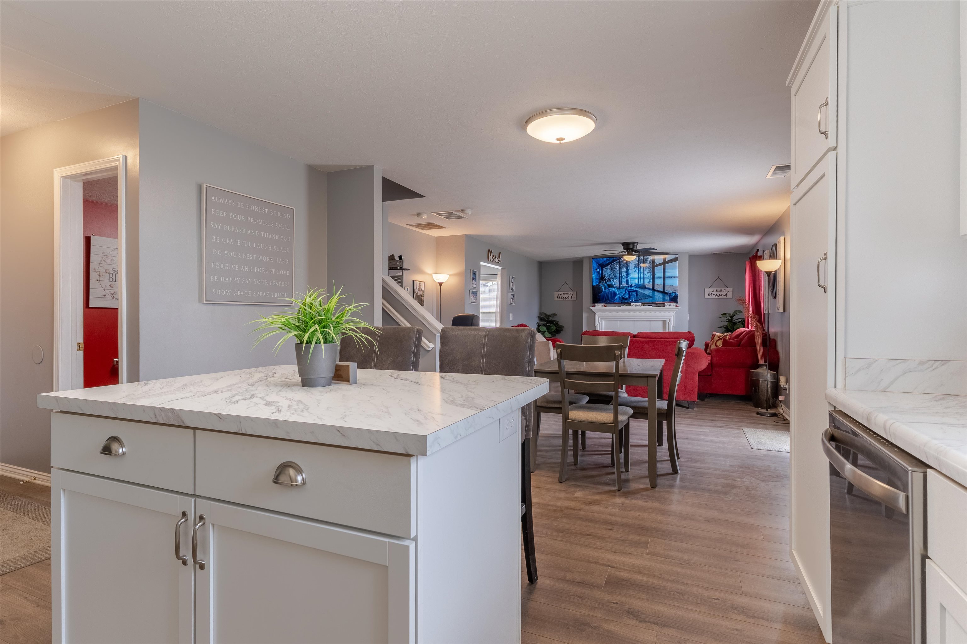 256 Fox Hollow Run, Henderson, Kentucky 42420, 4 Bedrooms Bedrooms, ,2 BathroomsBathrooms,Single Family Residence,For Sale,Fox Hollow Run,94253