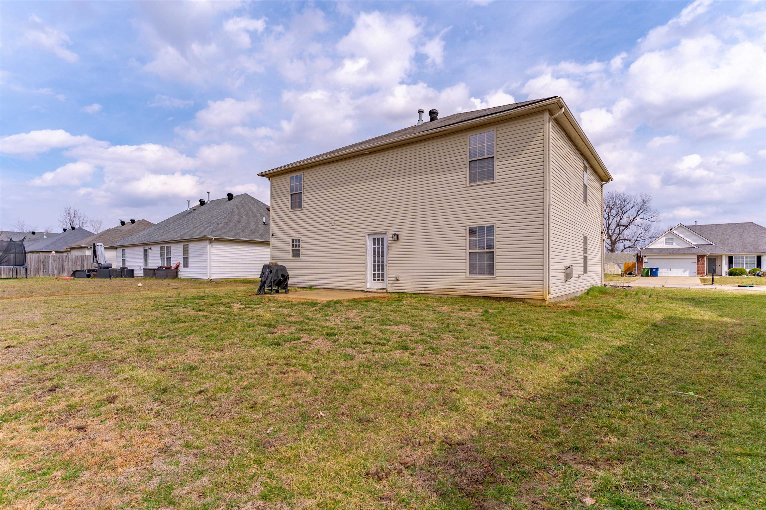 256 Fox Hollow Run, Henderson, Kentucky 42420, 4 Bedrooms Bedrooms, ,2 BathroomsBathrooms,Single Family Residence,For Sale,Fox Hollow Run,94253