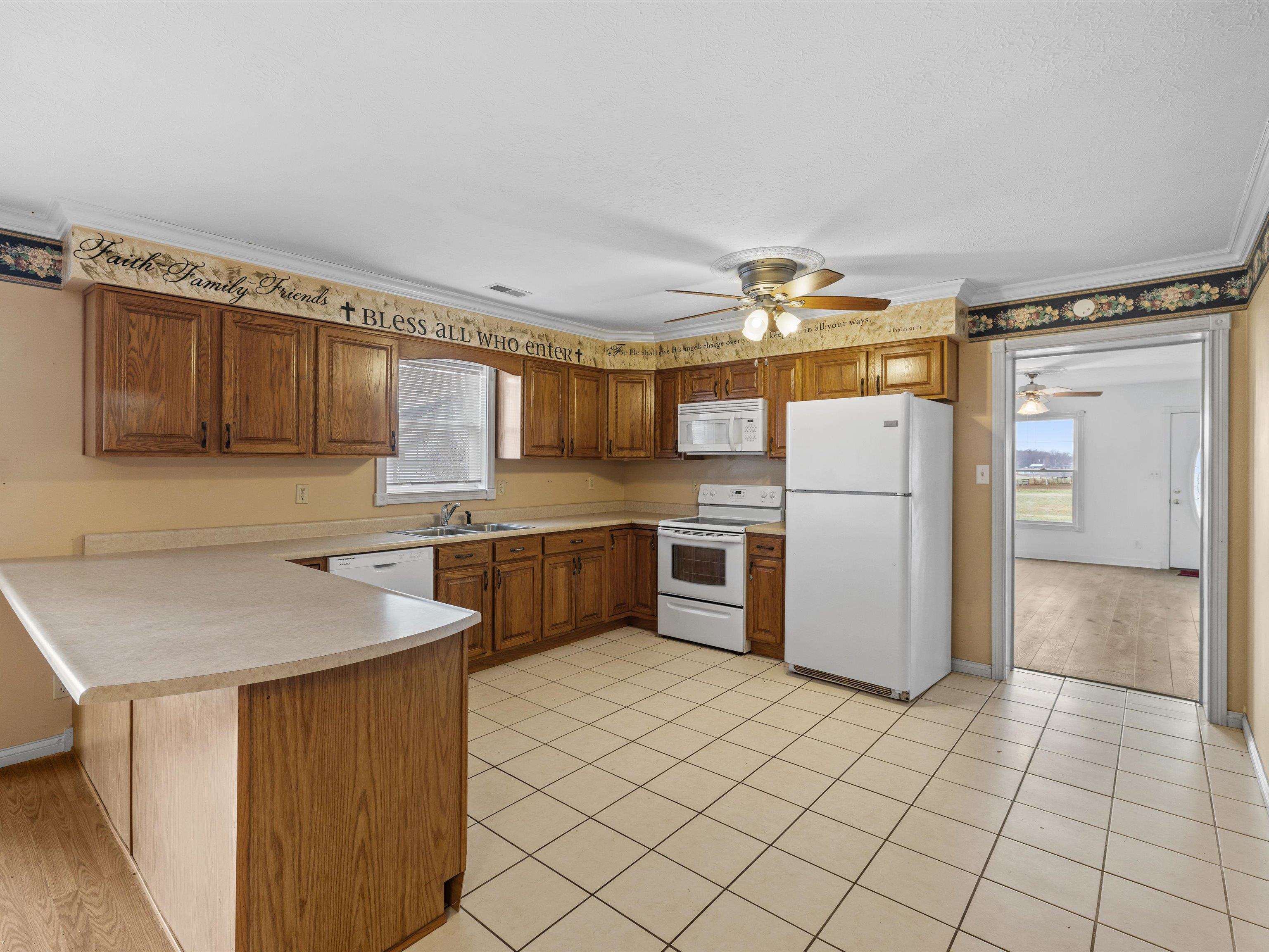 2595 State Route 144 W, Philpot, Kentucky 42366, 2 Bedrooms Bedrooms, ,1 BathroomBathrooms,Single Family Residence,For Sale,State Route 144 W,94255