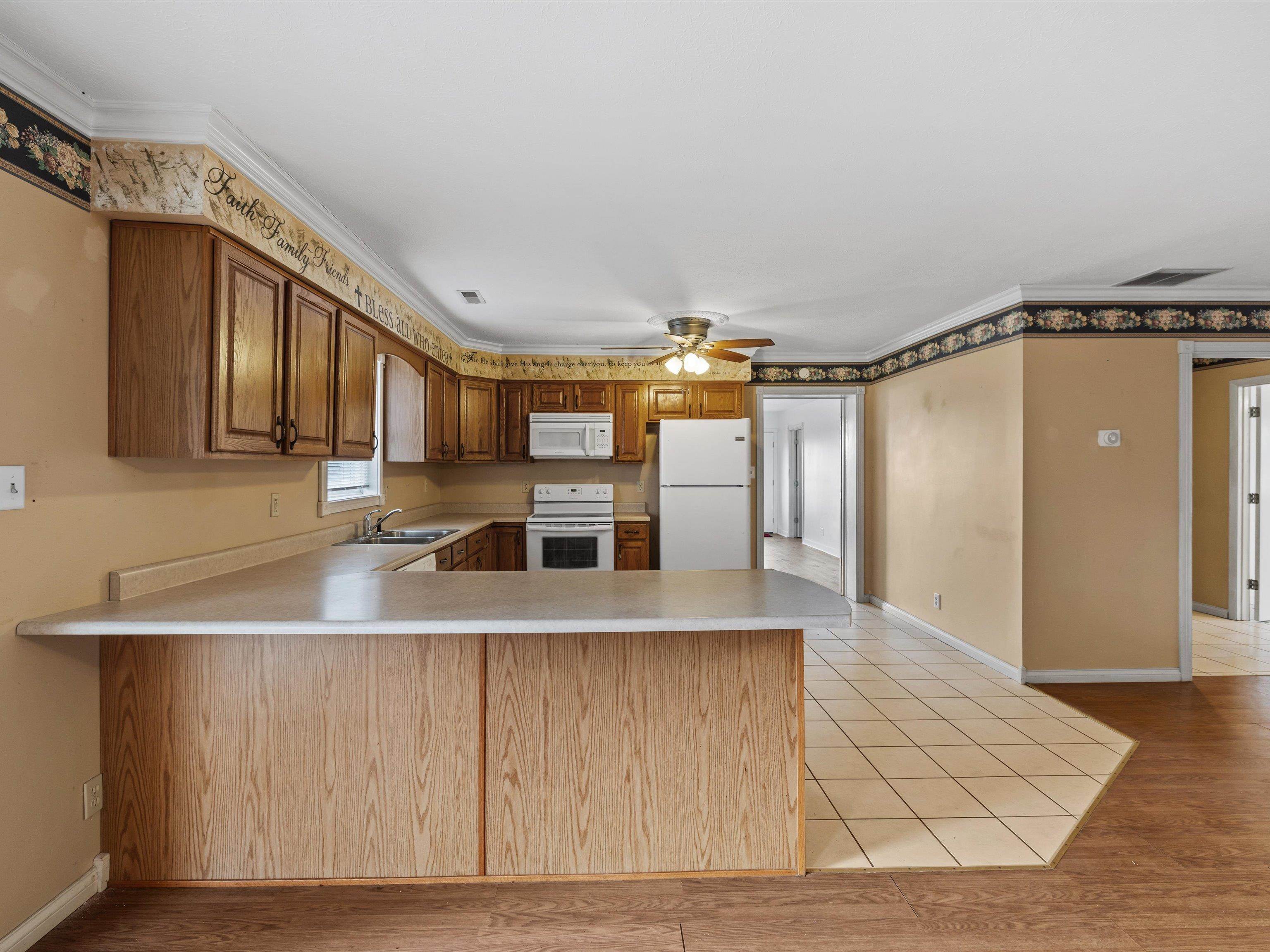 2595 State Route 144 W, Philpot, Kentucky 42366, 2 Bedrooms Bedrooms, ,1 BathroomBathrooms,Single Family Residence,For Sale,State Route 144 W,94255