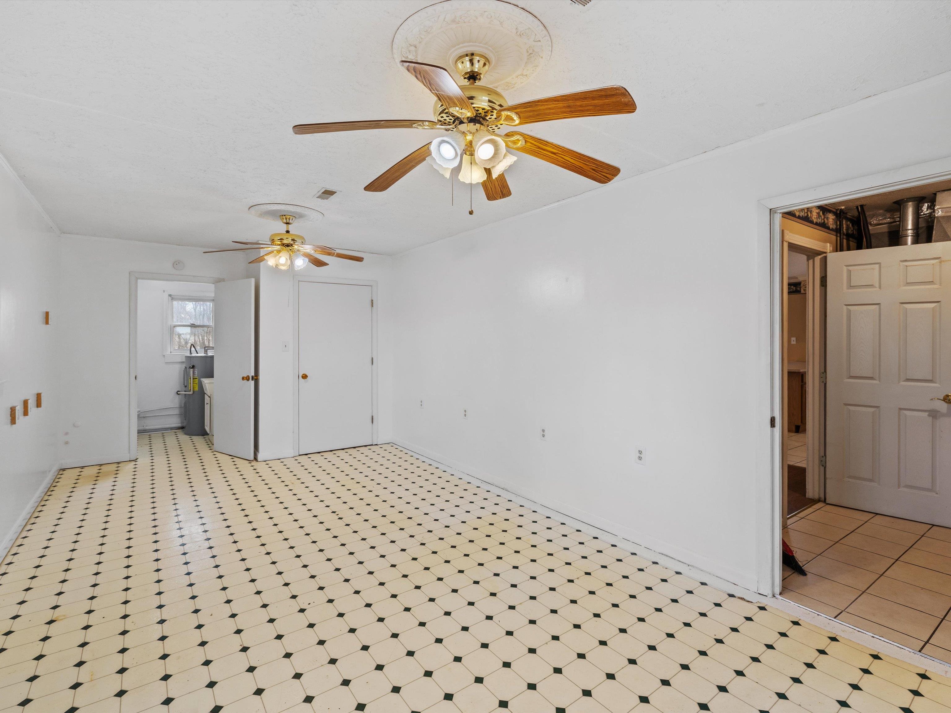 2595 State Route 144 W, Philpot, Kentucky 42366, 2 Bedrooms Bedrooms, ,1 BathroomBathrooms,Single Family Residence,For Sale,State Route 144 W,94255