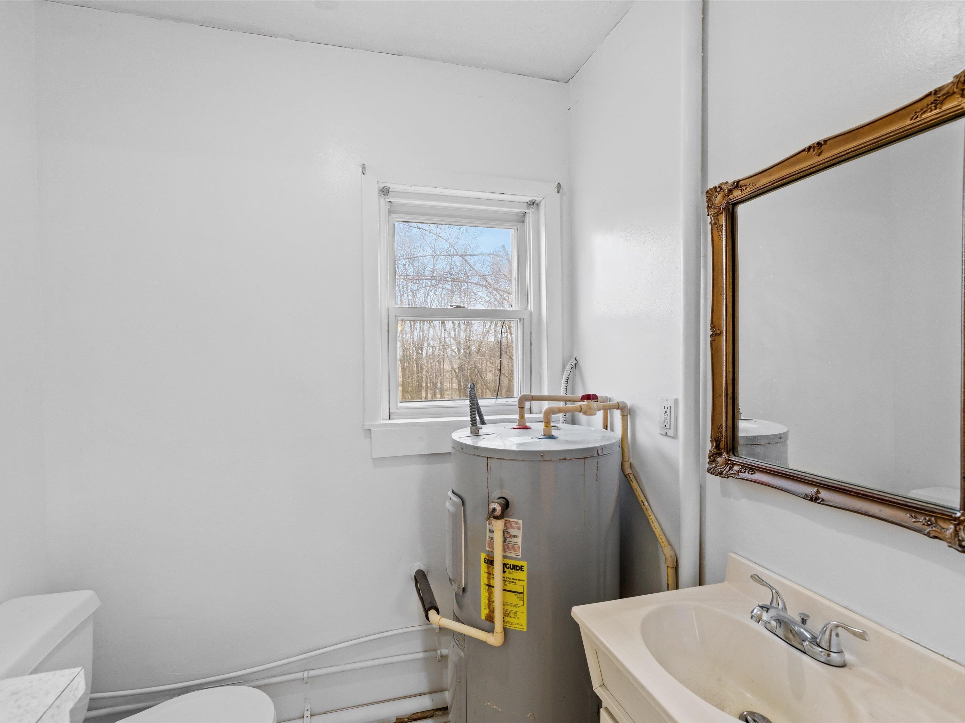 2595 State Route 144 W, Philpot, Kentucky 42366, 2 Bedrooms Bedrooms, ,1 BathroomBathrooms,Single Family Residence,For Sale,State Route 144 W,94255