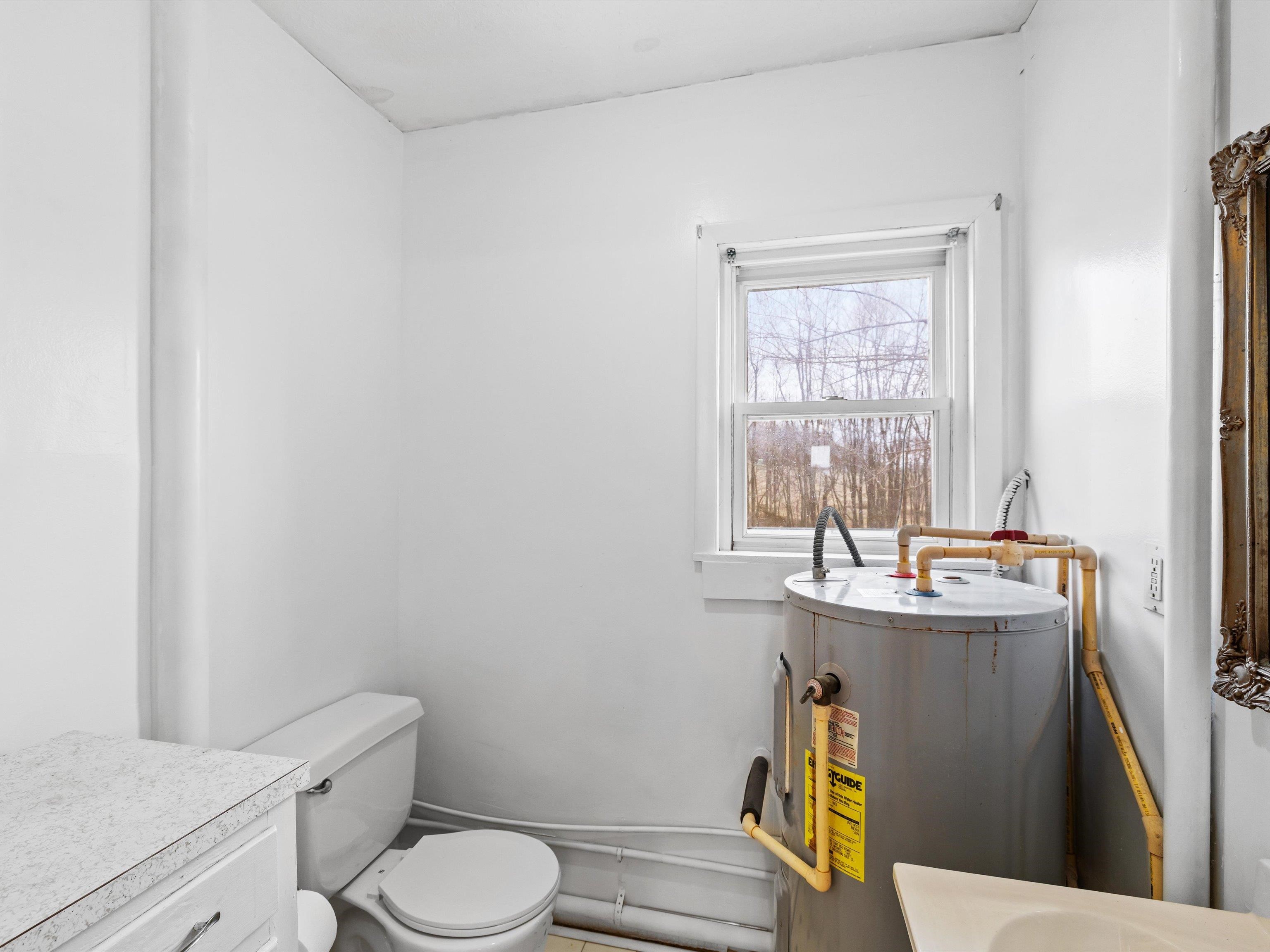 2595 State Route 144 W, Philpot, Kentucky 42366, 2 Bedrooms Bedrooms, ,1 BathroomBathrooms,Single Family Residence,For Sale,State Route 144 W,94255