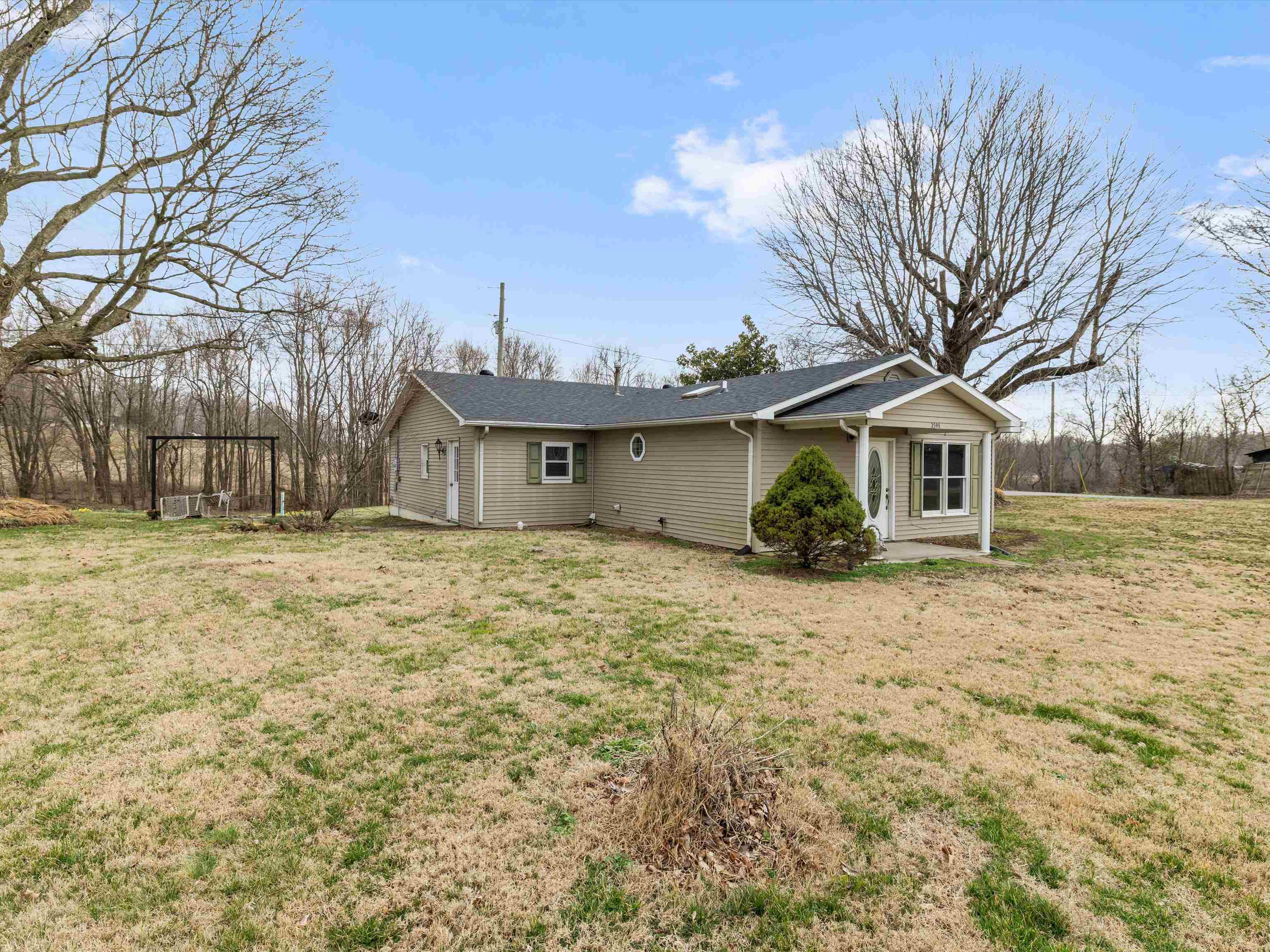 2595 State Route 144 W, Philpot, Kentucky 42366, 2 Bedrooms Bedrooms, ,1 BathroomBathrooms,Single Family Residence,For Sale,State Route 144 W,94255
