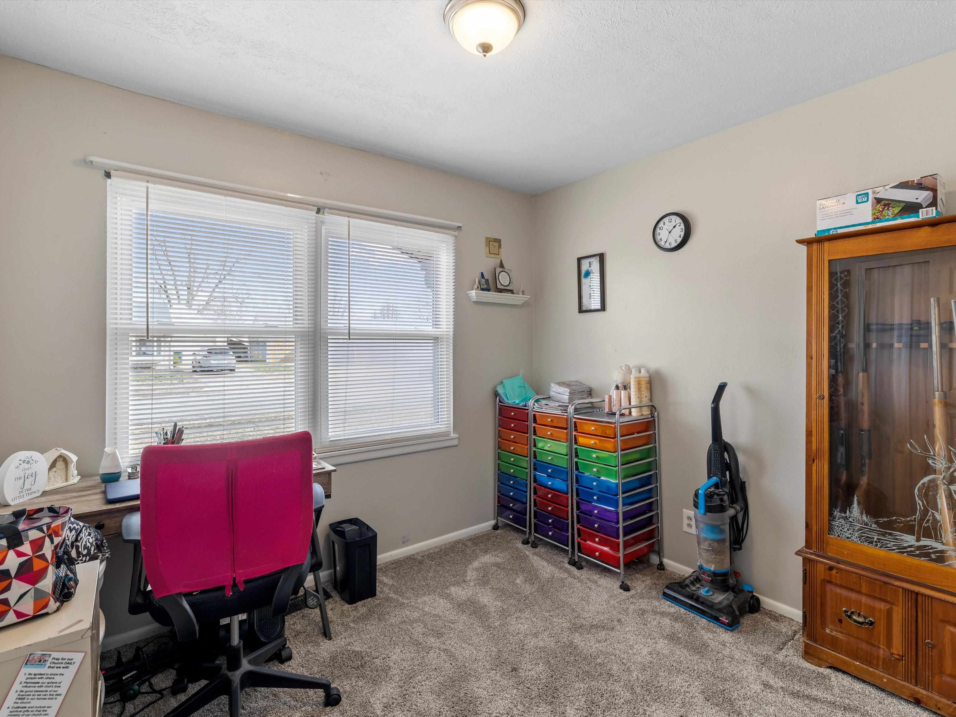 3854 Carpenter Drive, Owensboro, Kentucky 42303, 3 Bedrooms Bedrooms, ,1 BathroomBathrooms,Single Family Residence,For Sale,Carpenter Drive,94257